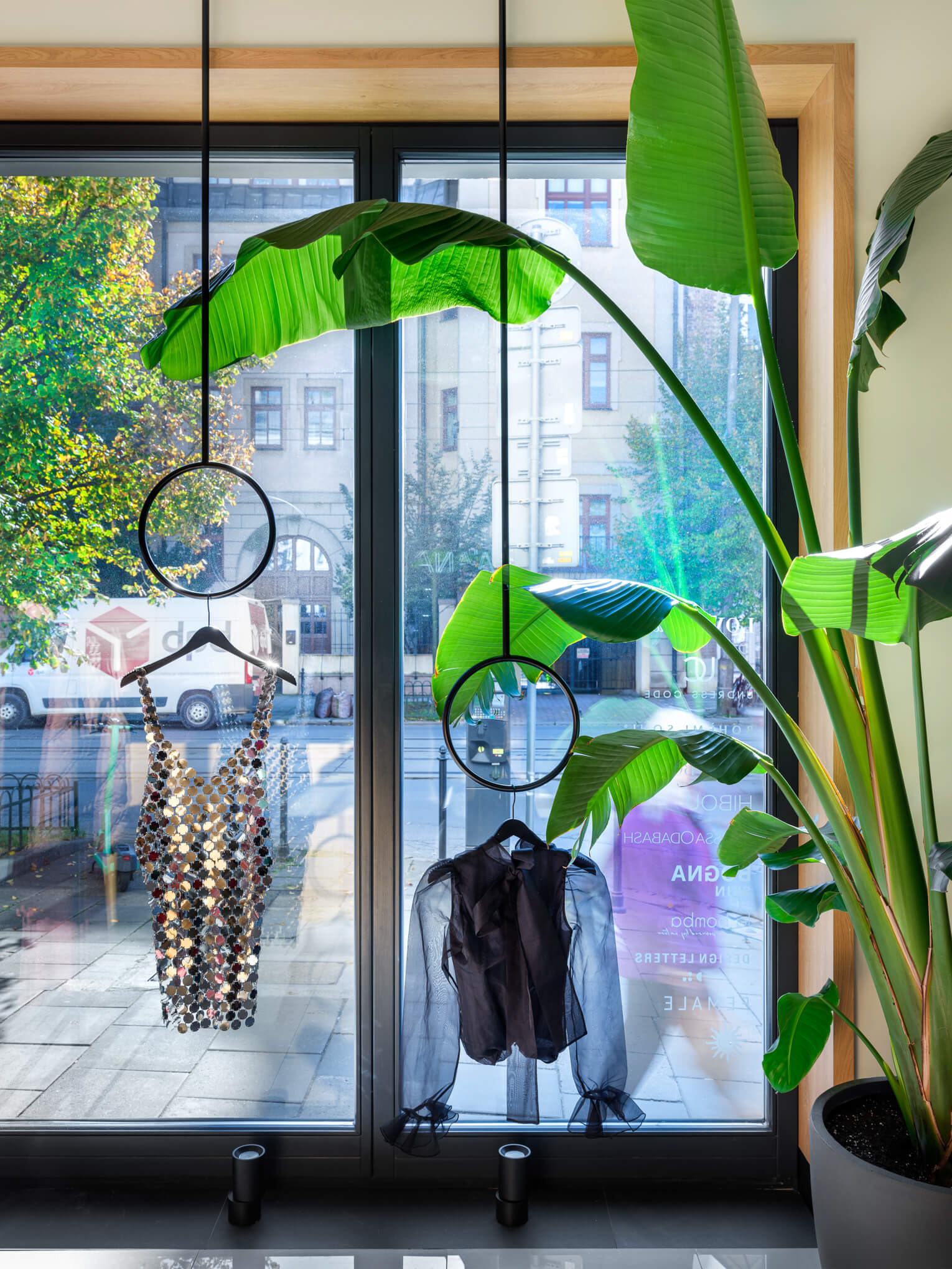 concept store LA'ANA / proj. Kumashdesign