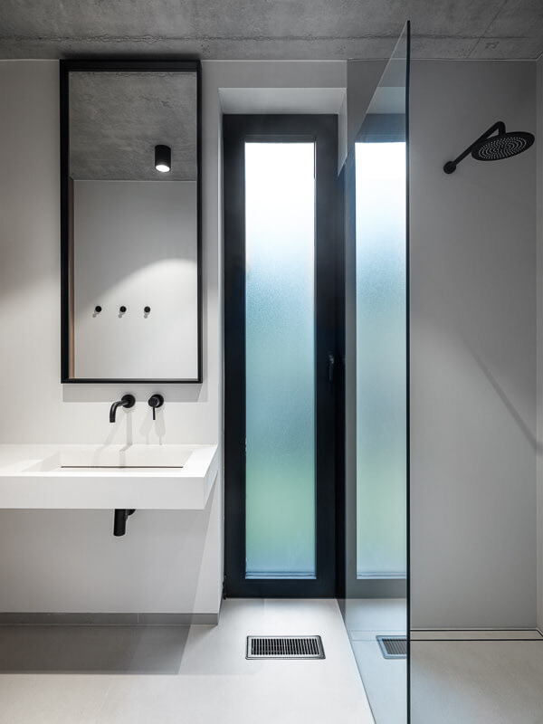 łazienka / Dom pod Krakowem - sesja dla architektów z Kropka Studio