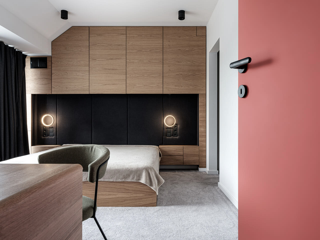 sypialnia / Dom pod Krakowem - sesja dla architektów z Kropka Studio