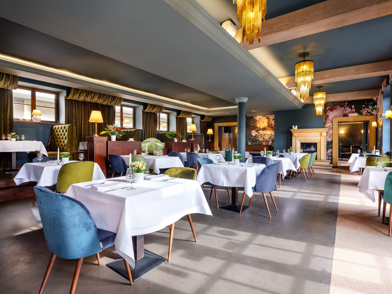 sesja zdjęciowa - wnętrza restauracji Biała Róża 