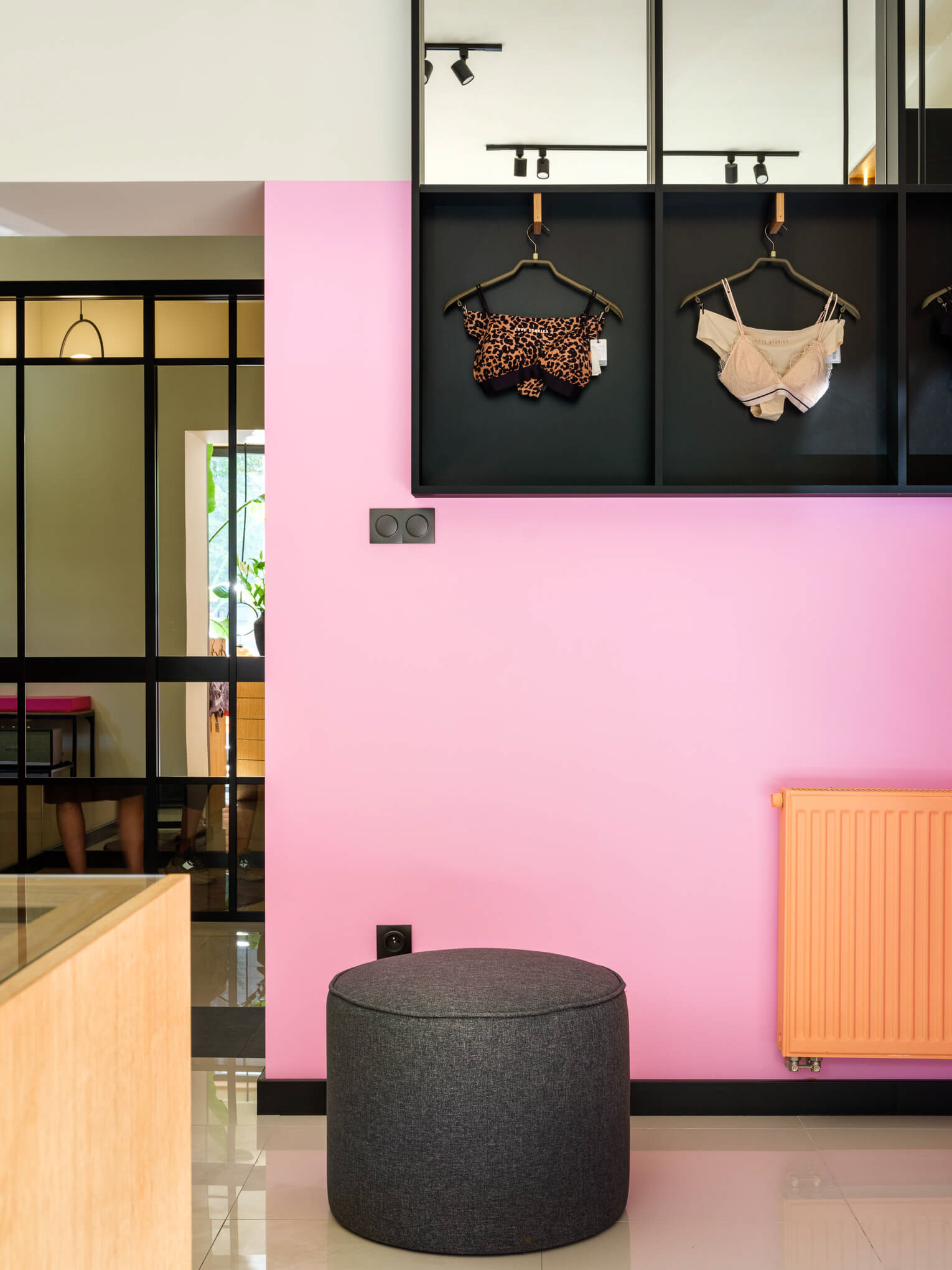 concept store LA'ANA / proj. Kumashdesign