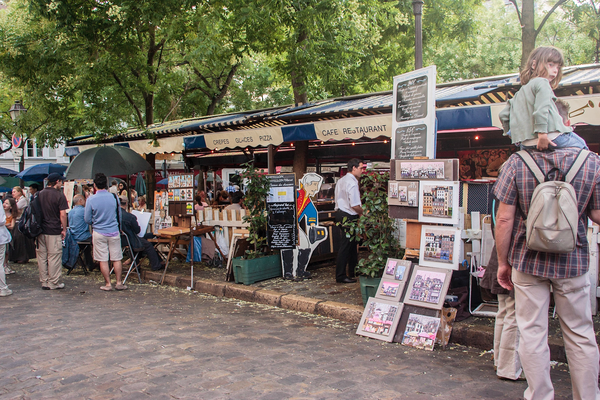 Street artisans and vendors - Paris, France