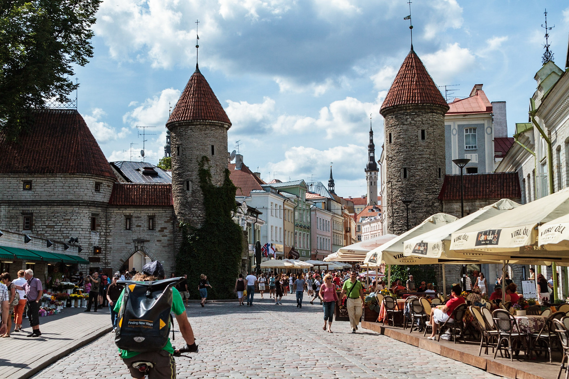 Entrance to old town Tallin - Tallin, Estonia