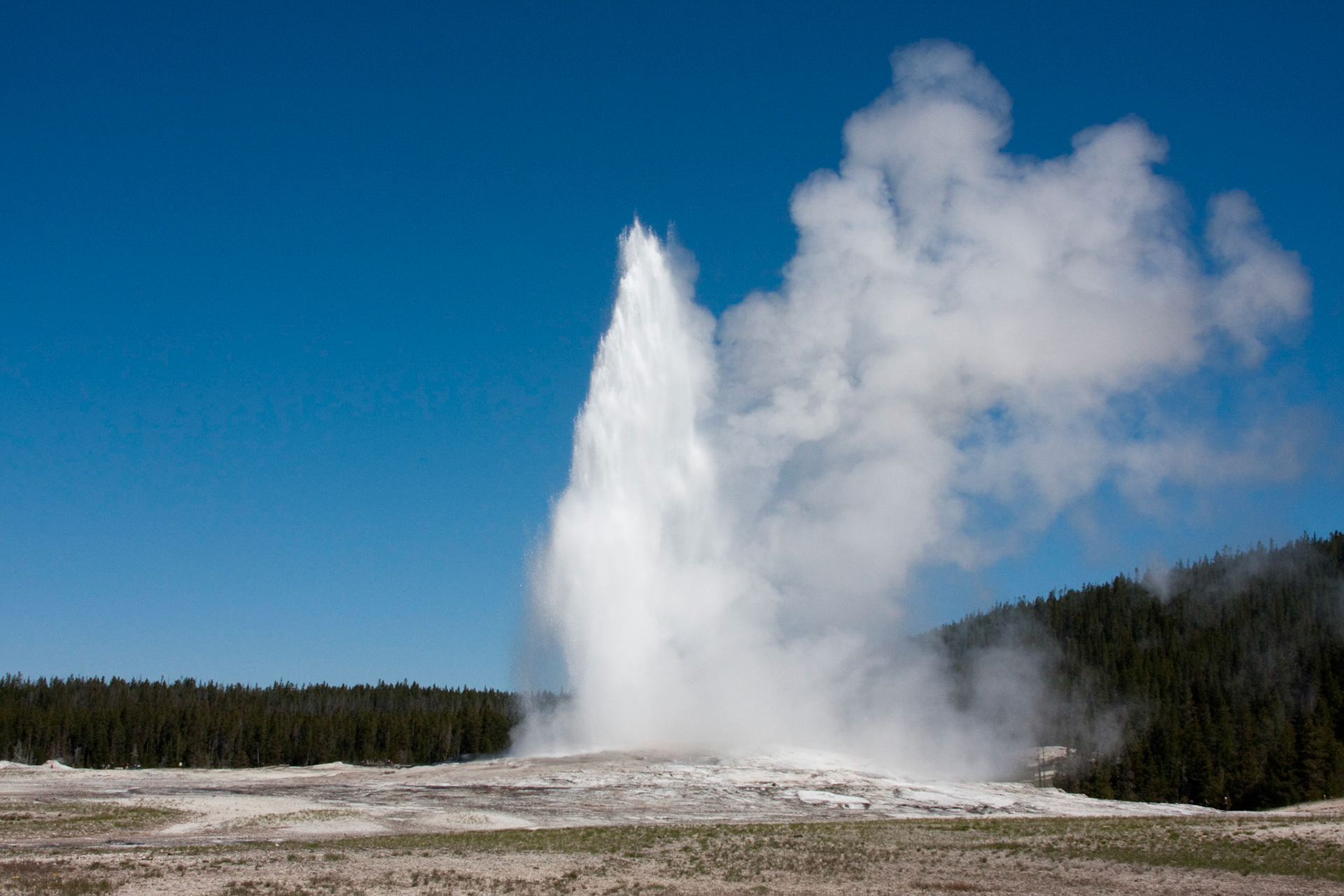 Old Faithful Geyser, Yellowstone National Park