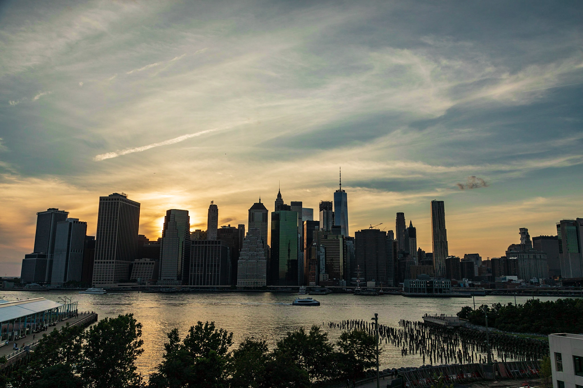 Manhatten Skyline at sunset - New York, New York City
