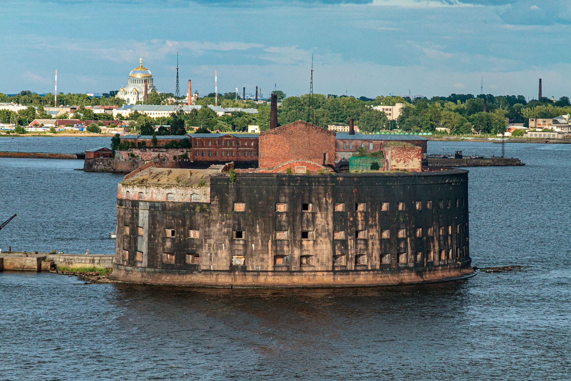 Fortefications in mouth of bay into St Petersburg - St Petersburg, Russia