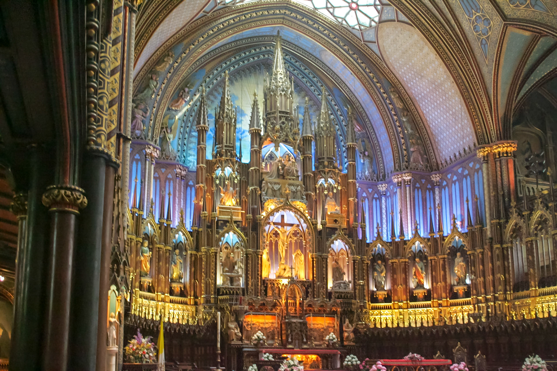 Inside of Notre-Dame Basilica of Montreal - Montreal, Canada