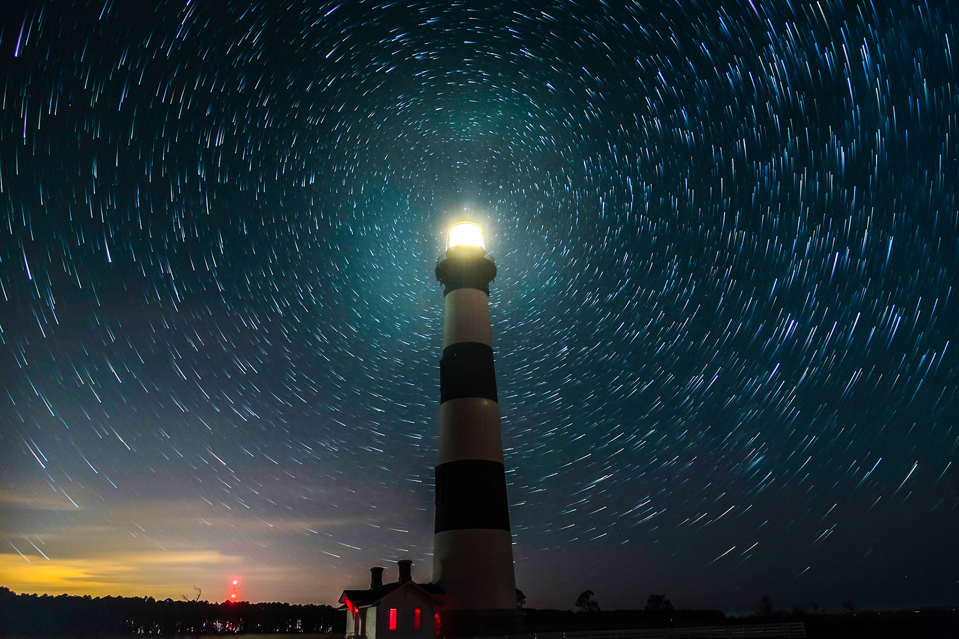 Night timelapse photo, Bodie Island Lighthouse - Outer Banks, North Carolina