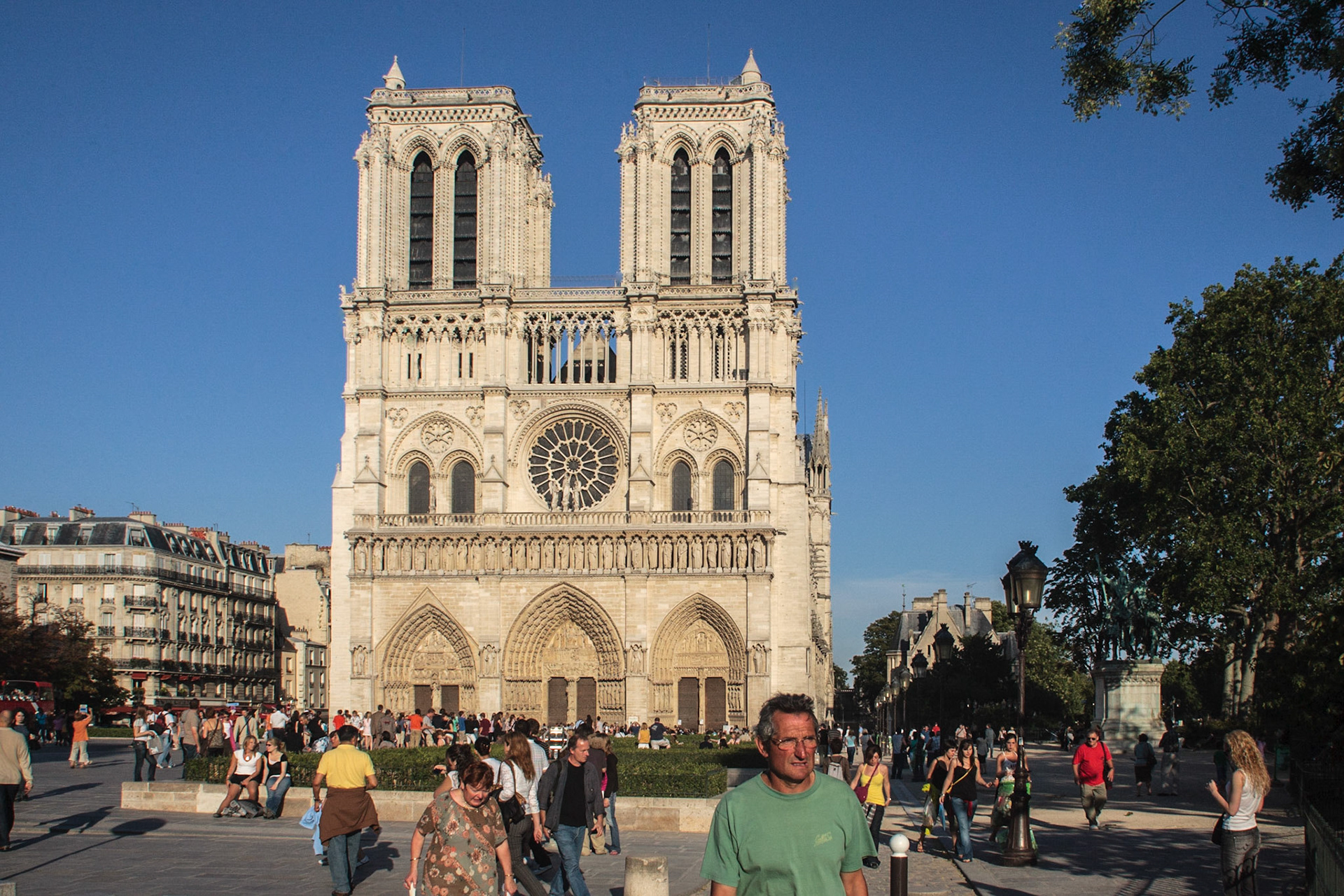 Cathédrale Notre-Dame de Paris - Paris France