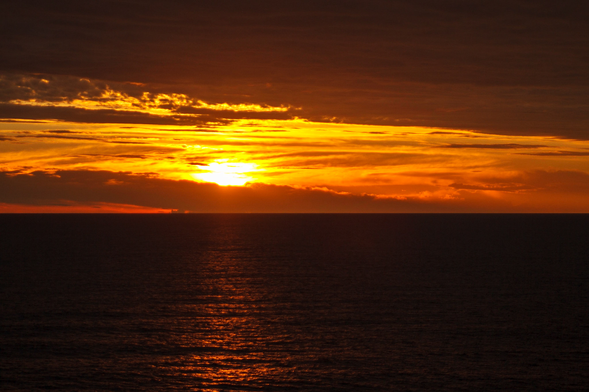 Sunset leaving Punta Del Este,Uruguay