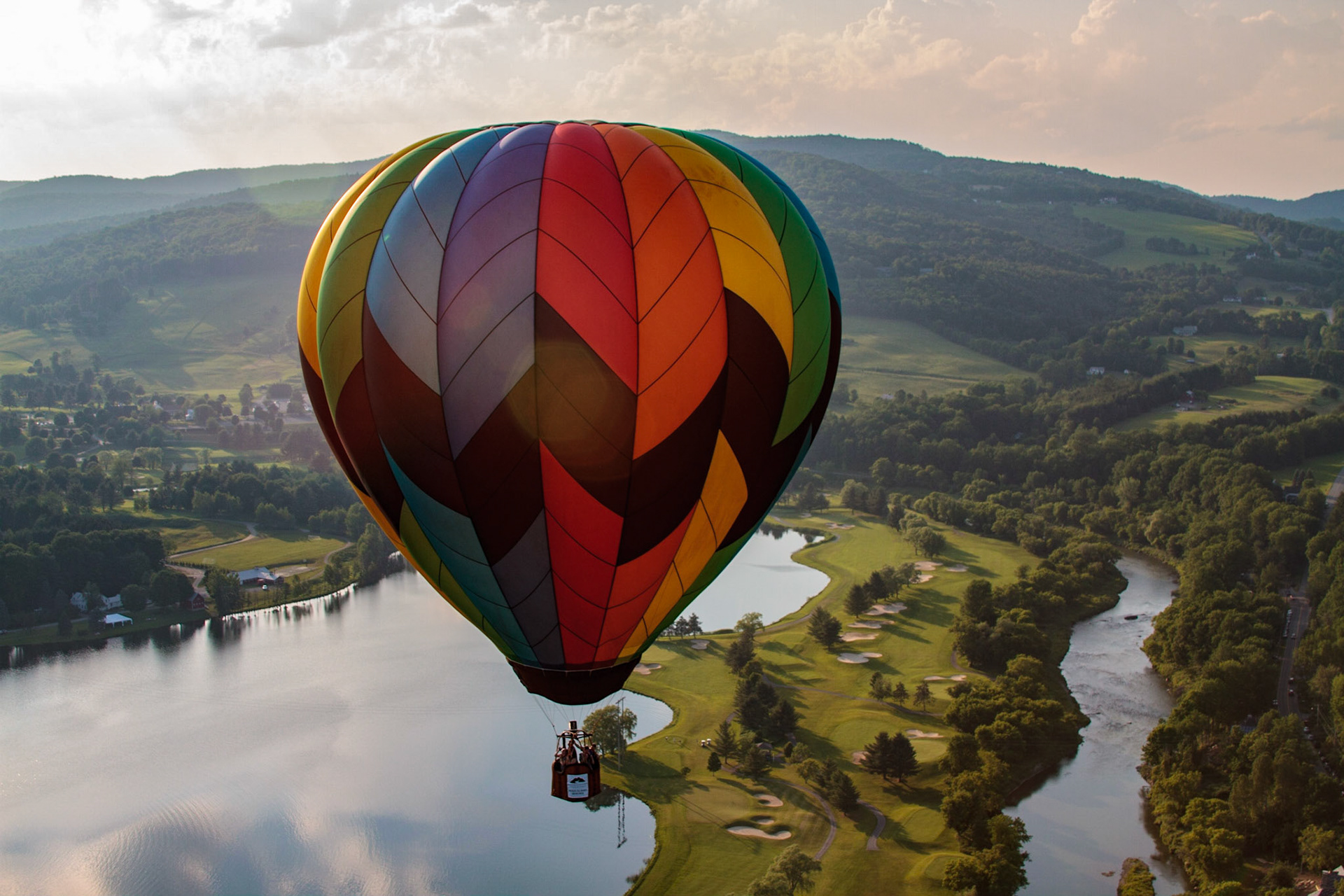 Hot air balloon ride over Quechee VT