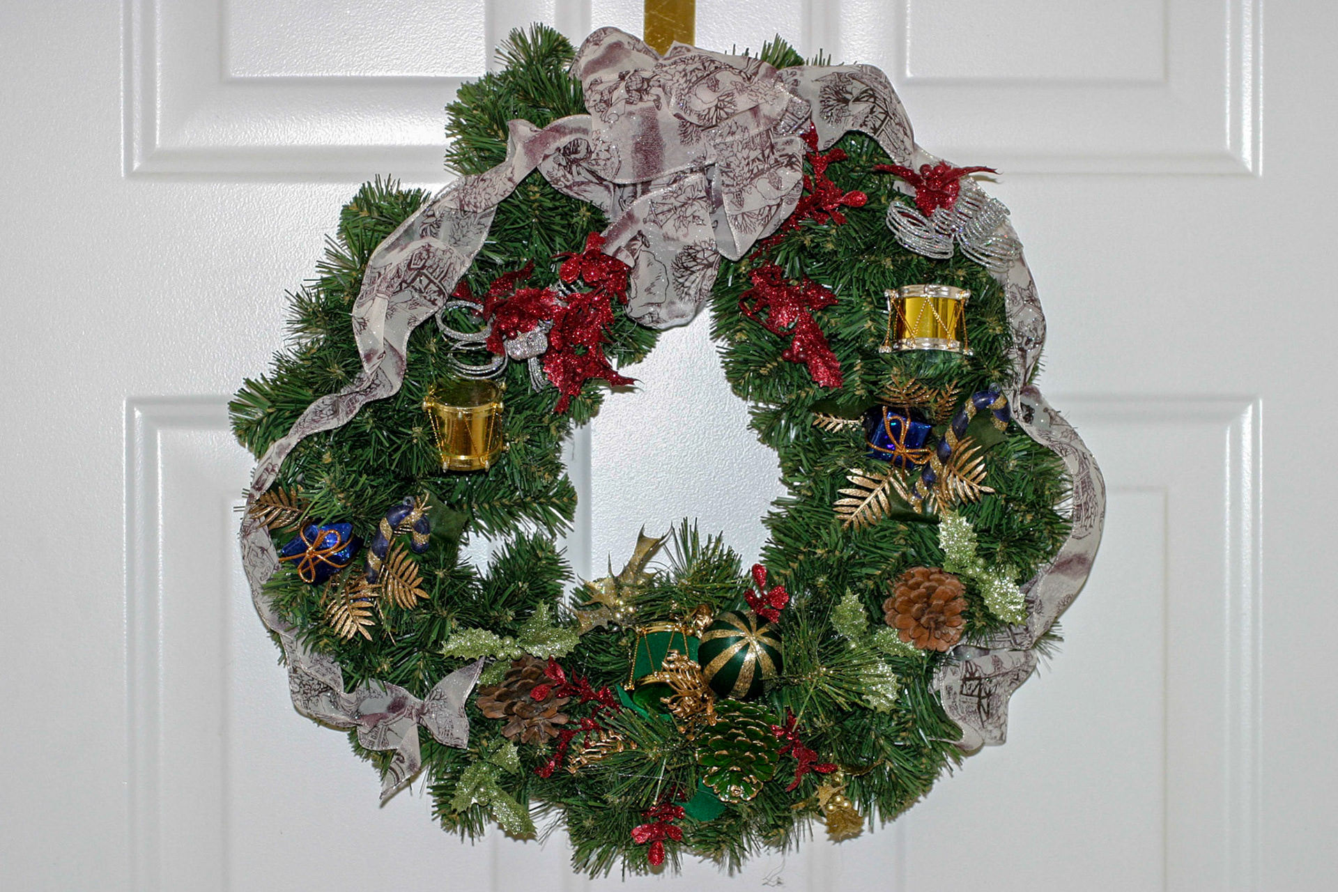 Christmas decorations - Interlachen, FL