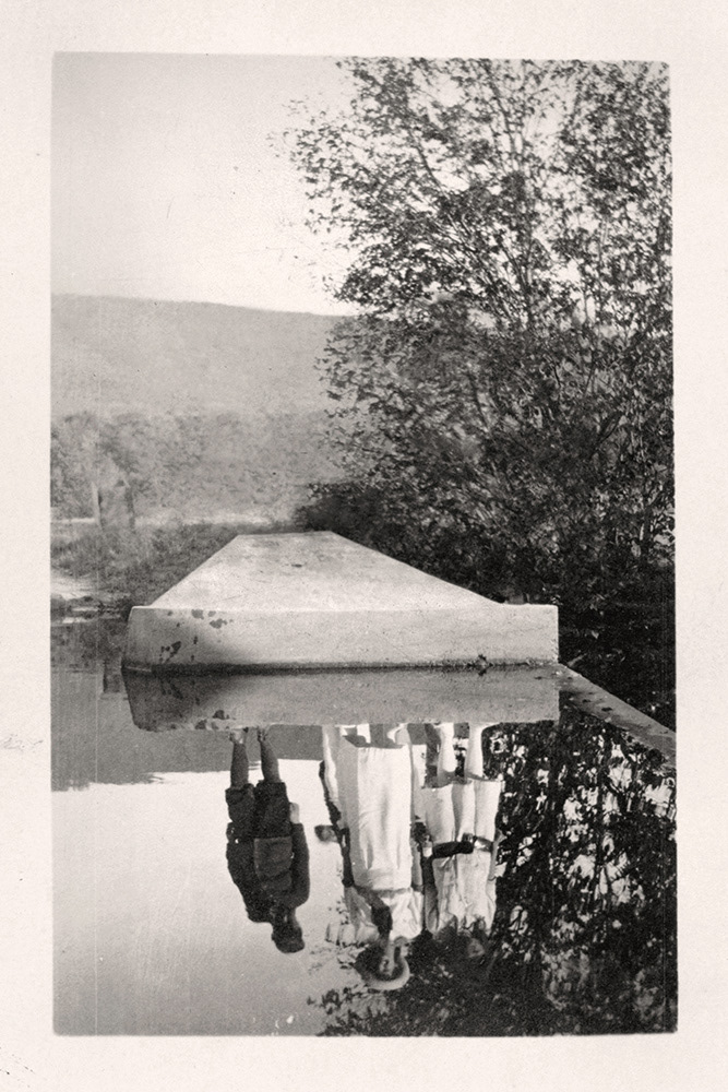Traces: Children Looking at Water. Greg Sand.