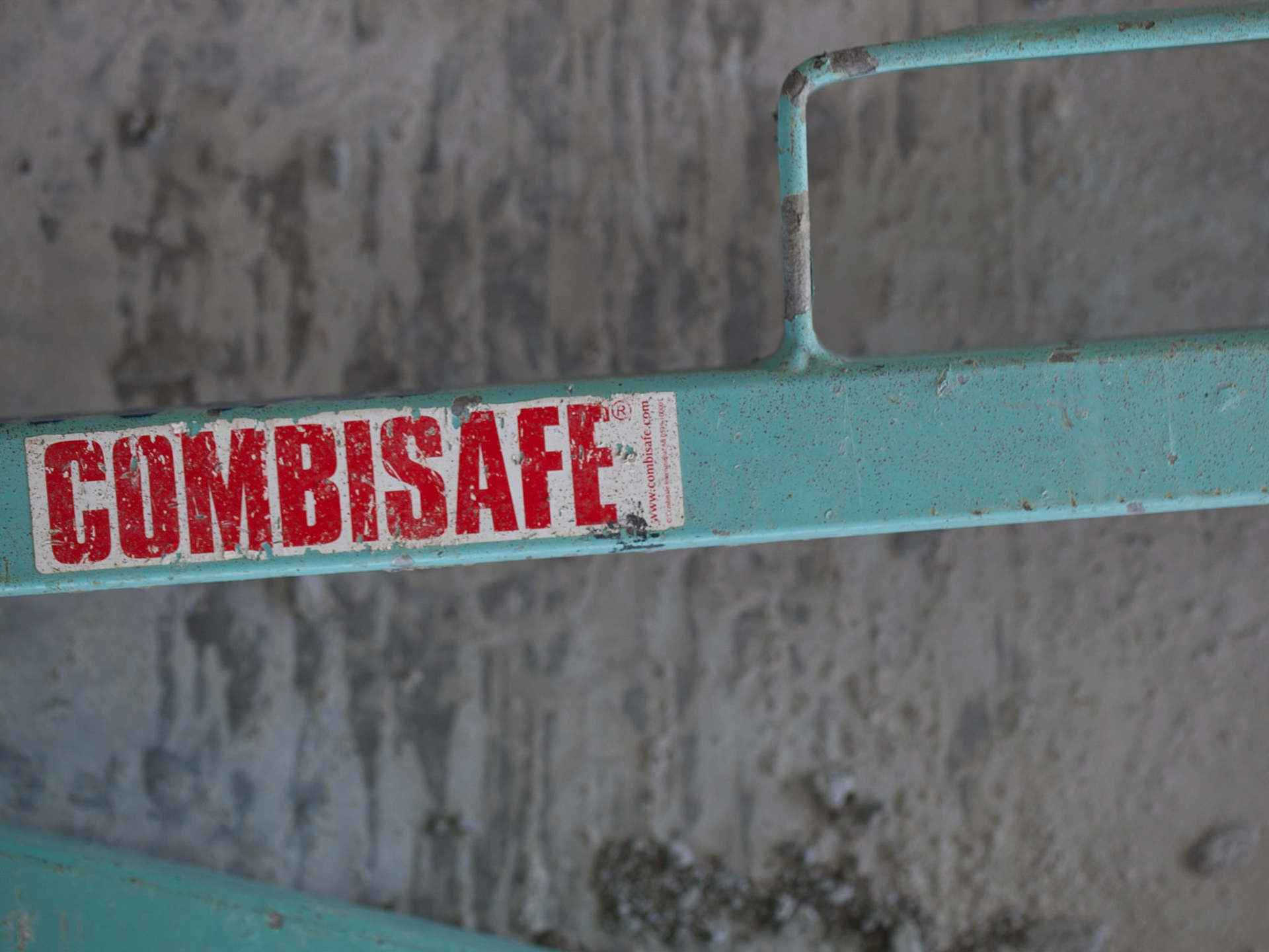Combisafe