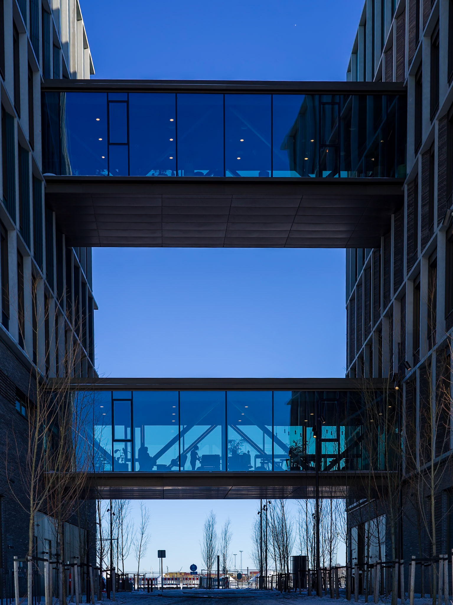 Passerelle der forbinder de to domiciler