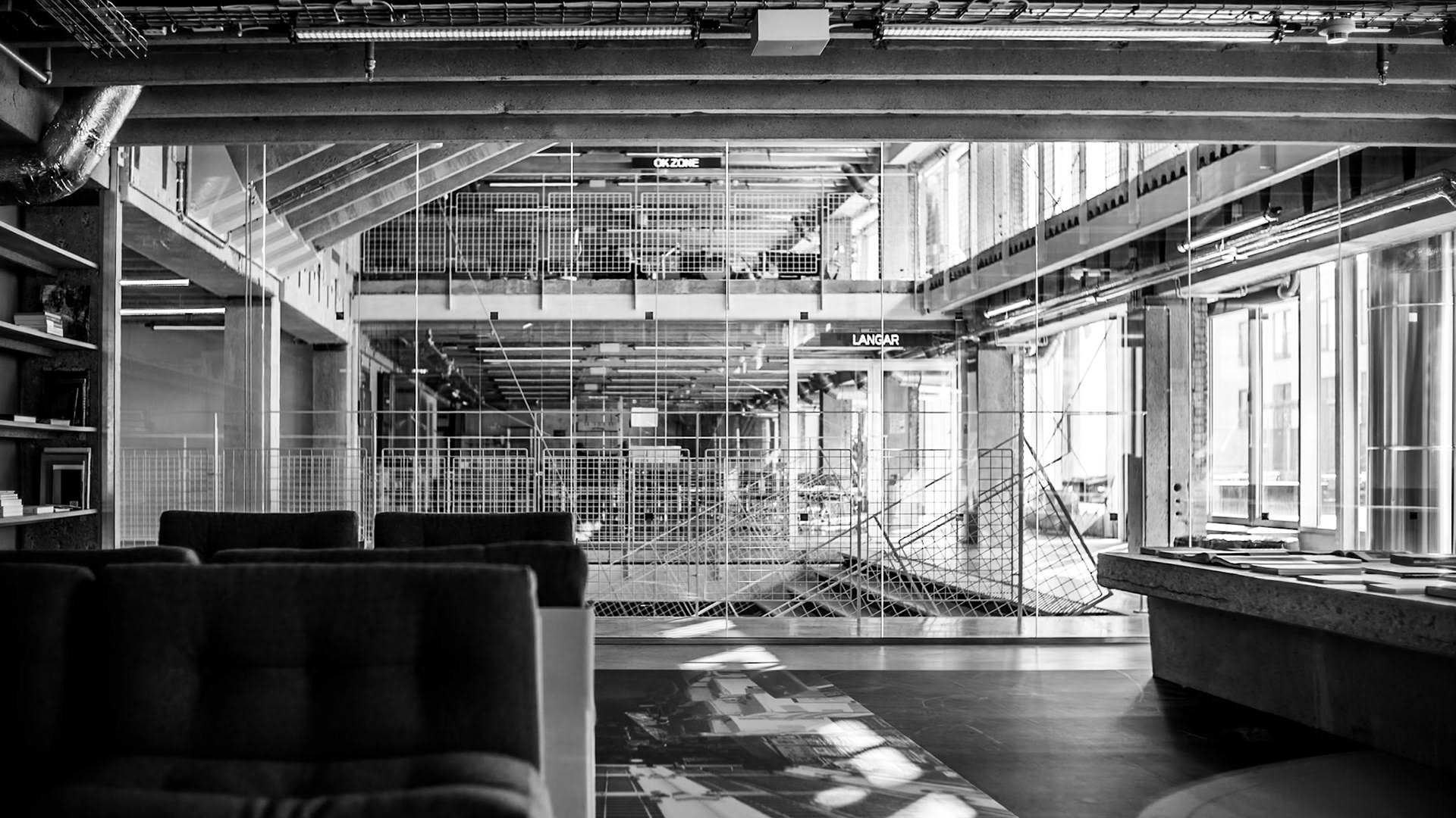 Blik fra stedets bibliotek