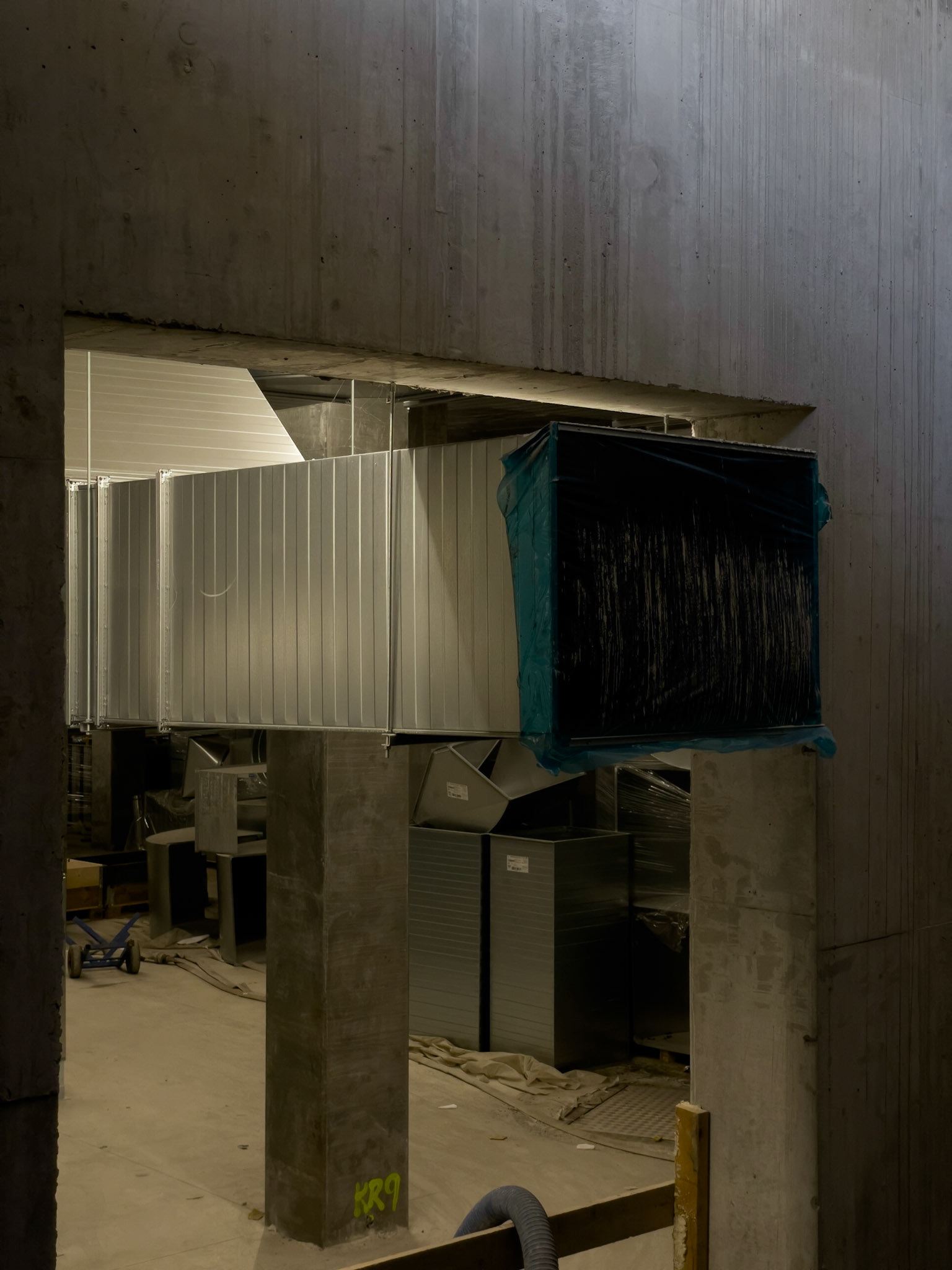 Office building 2021