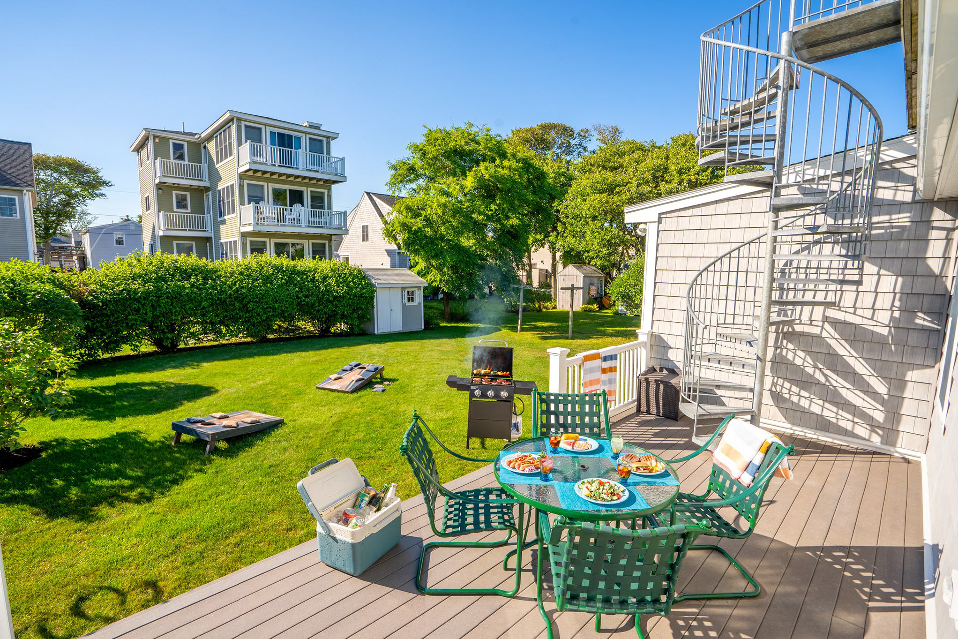Food Staging + Yard Games