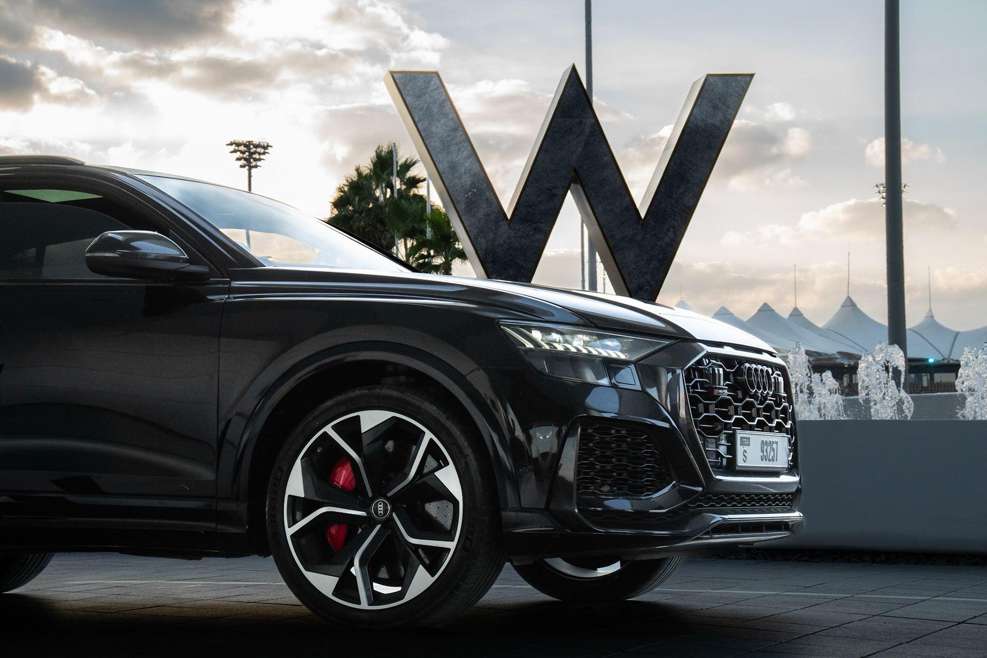 DUBBZ - 2023 AUDI RSQ8