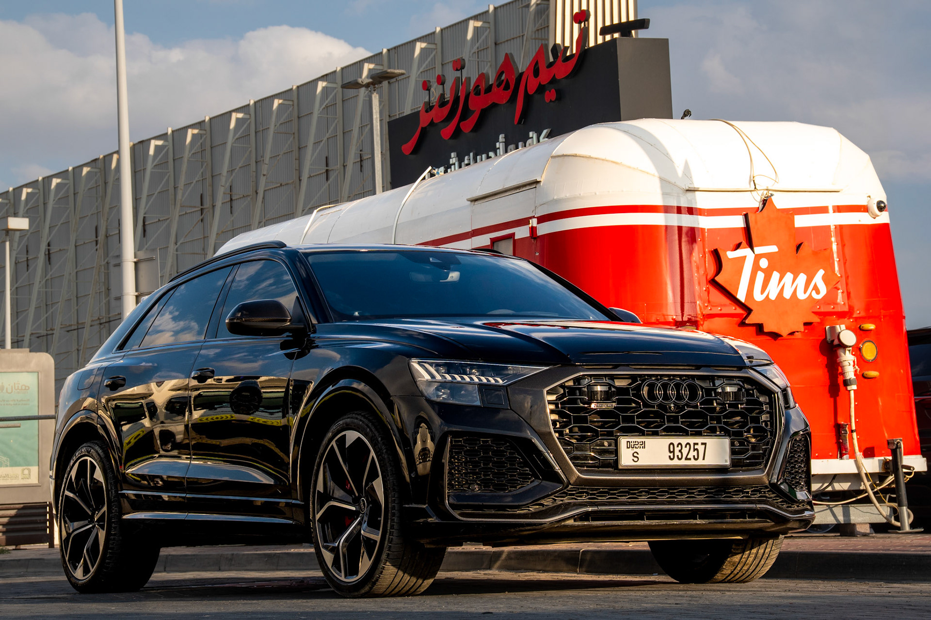 PIT STOP - 2023 AUDI RSQ8