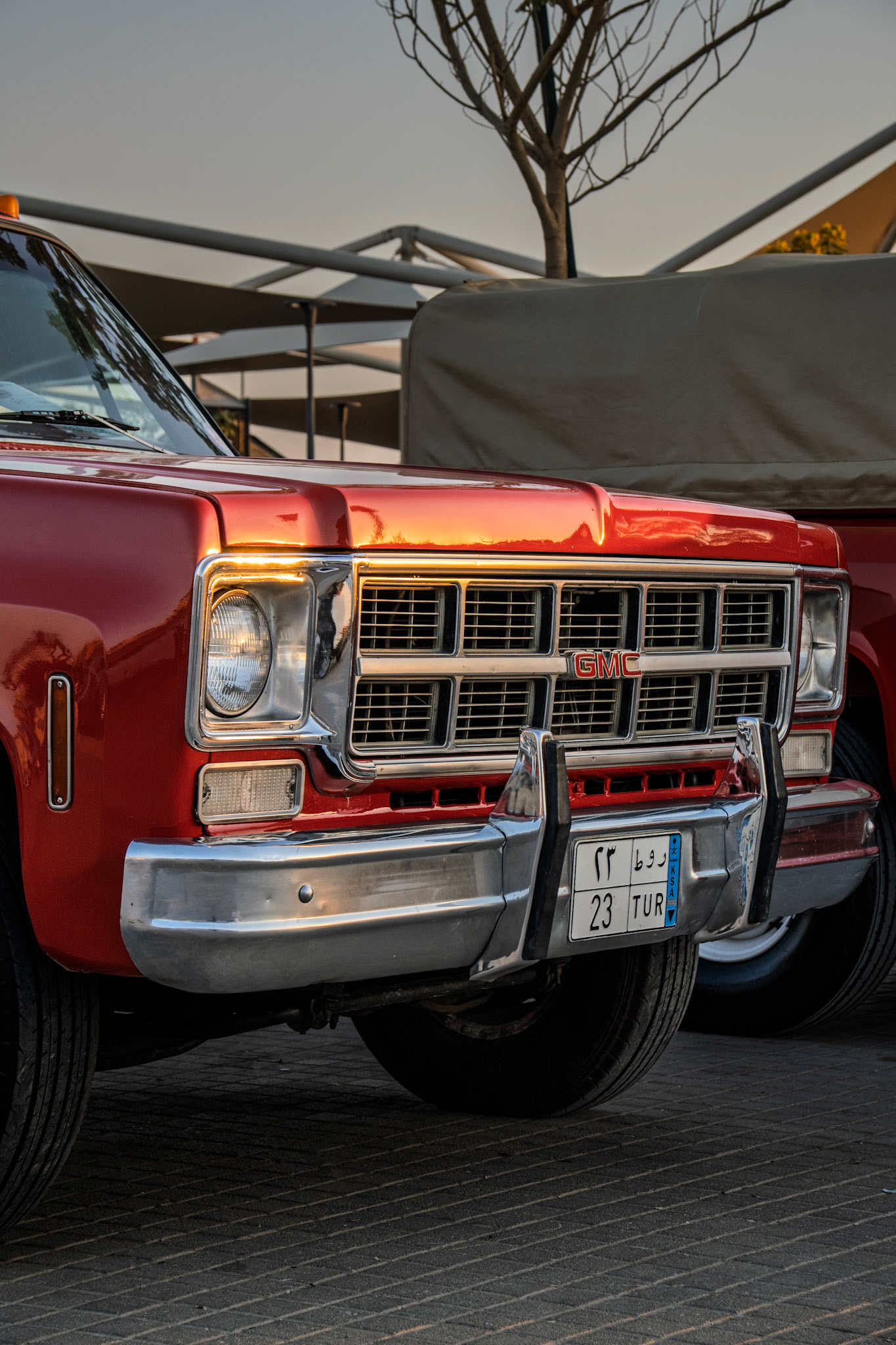 CLASSIC CARS MEET - RIYADH