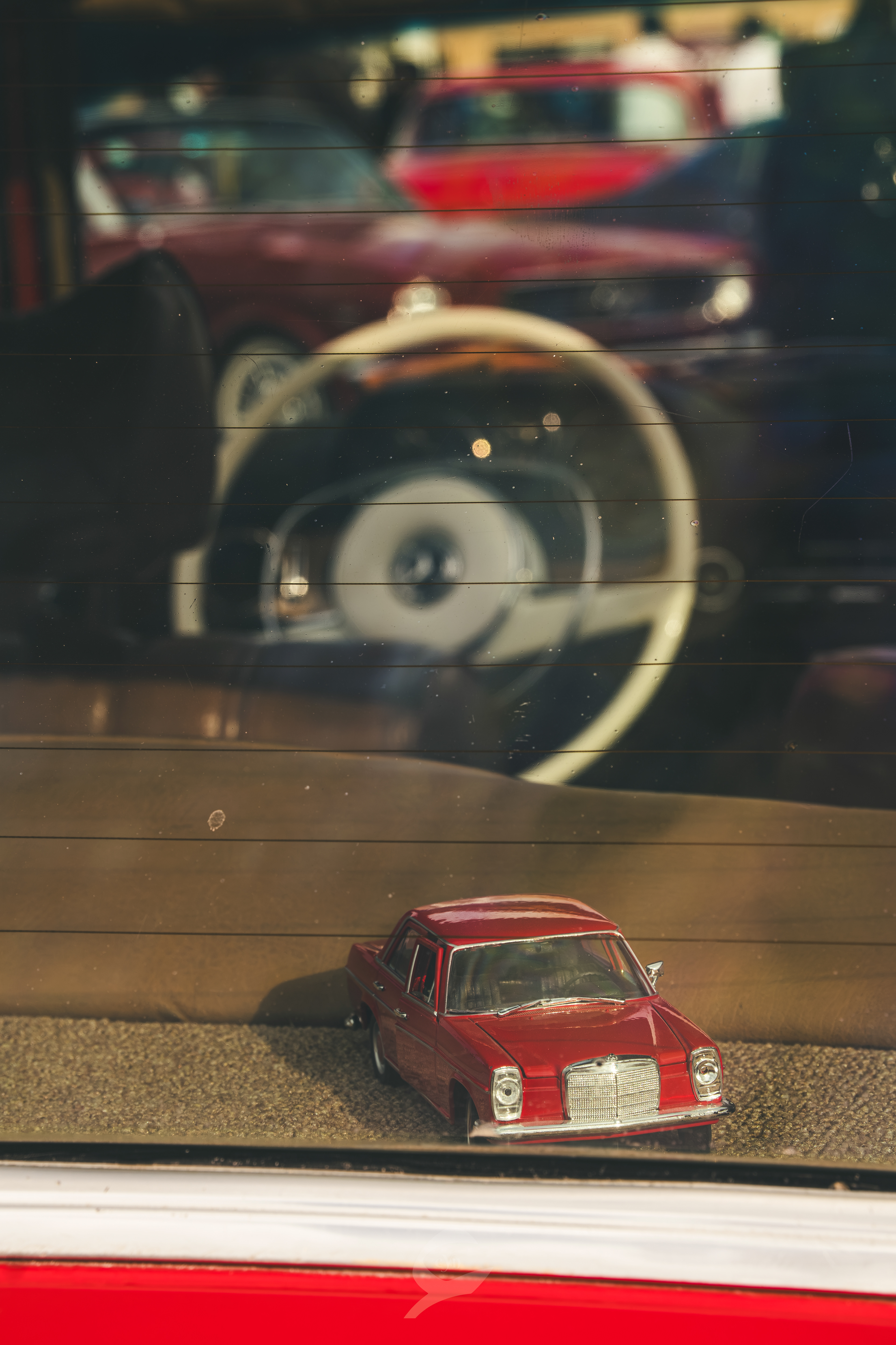 SEVEN CAR LOUNGE CLASSIC CARS MEET