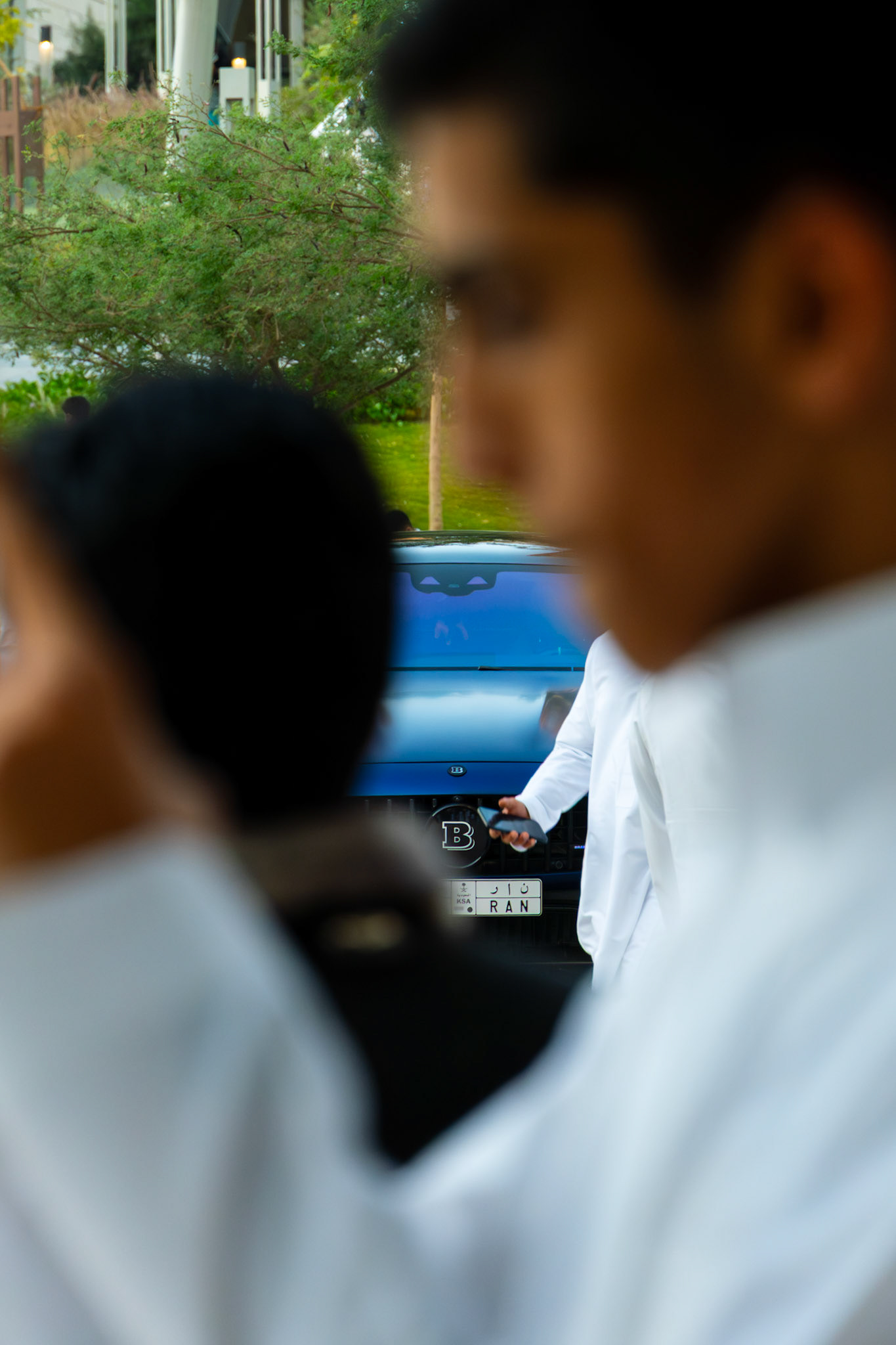 SEVEN CAR LOUNGE CAR MEET