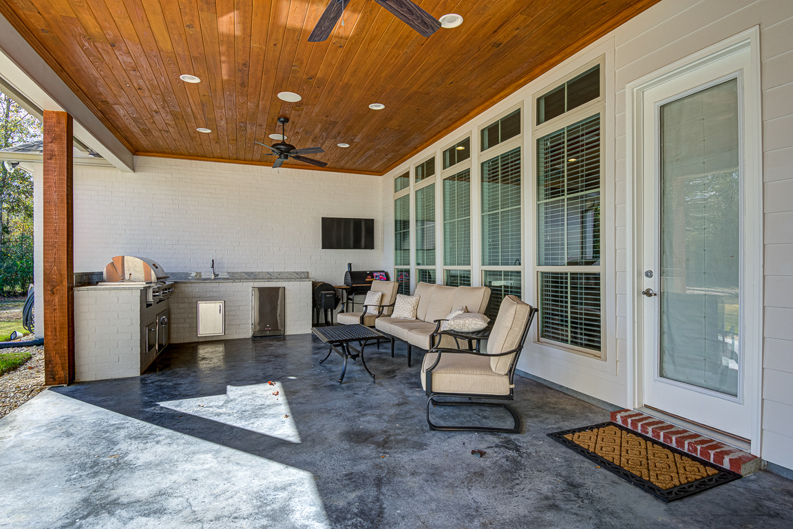 Bayou Paul Lane Patio/Outdoor Kitchen