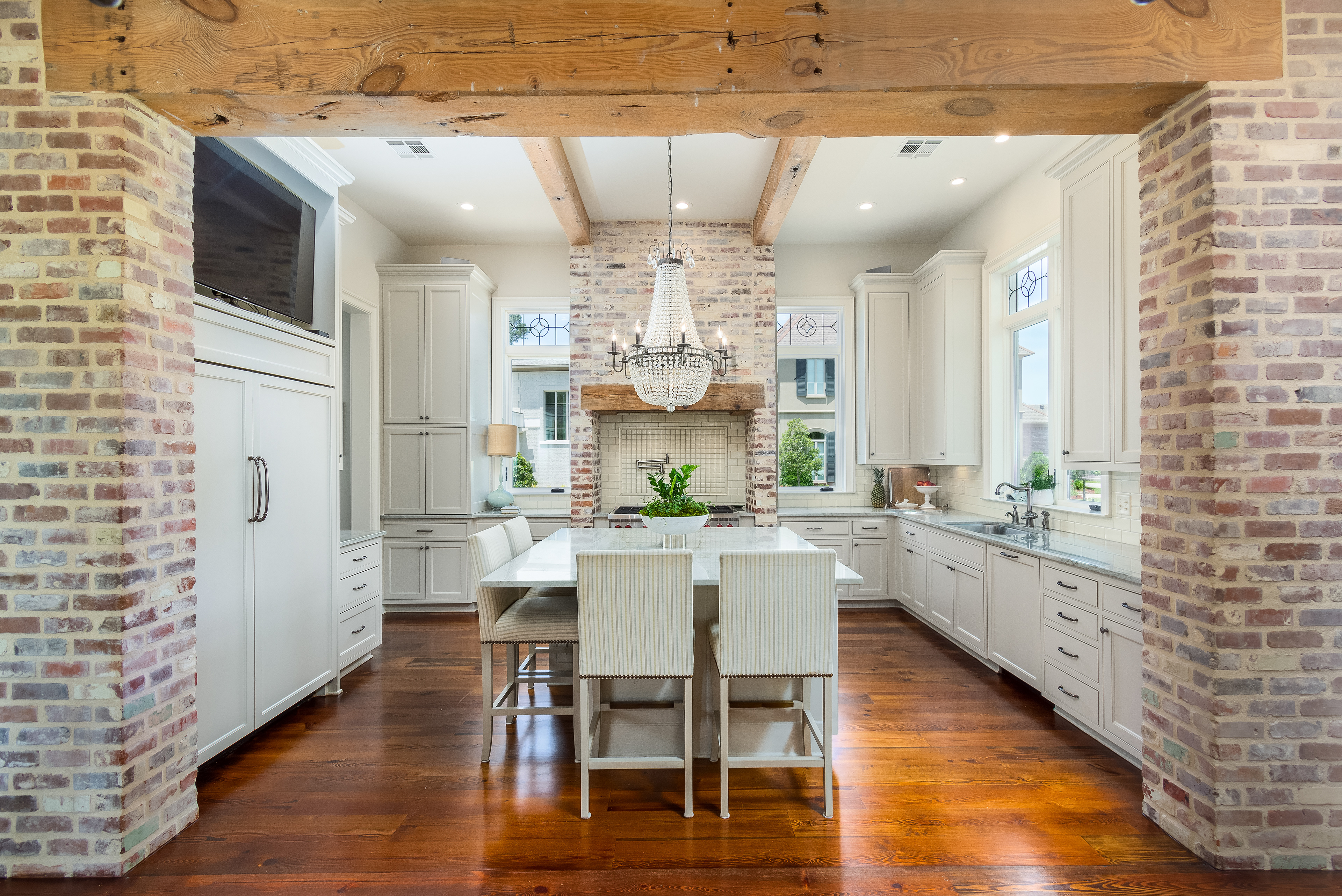 Oak Estates Lane Kitchen