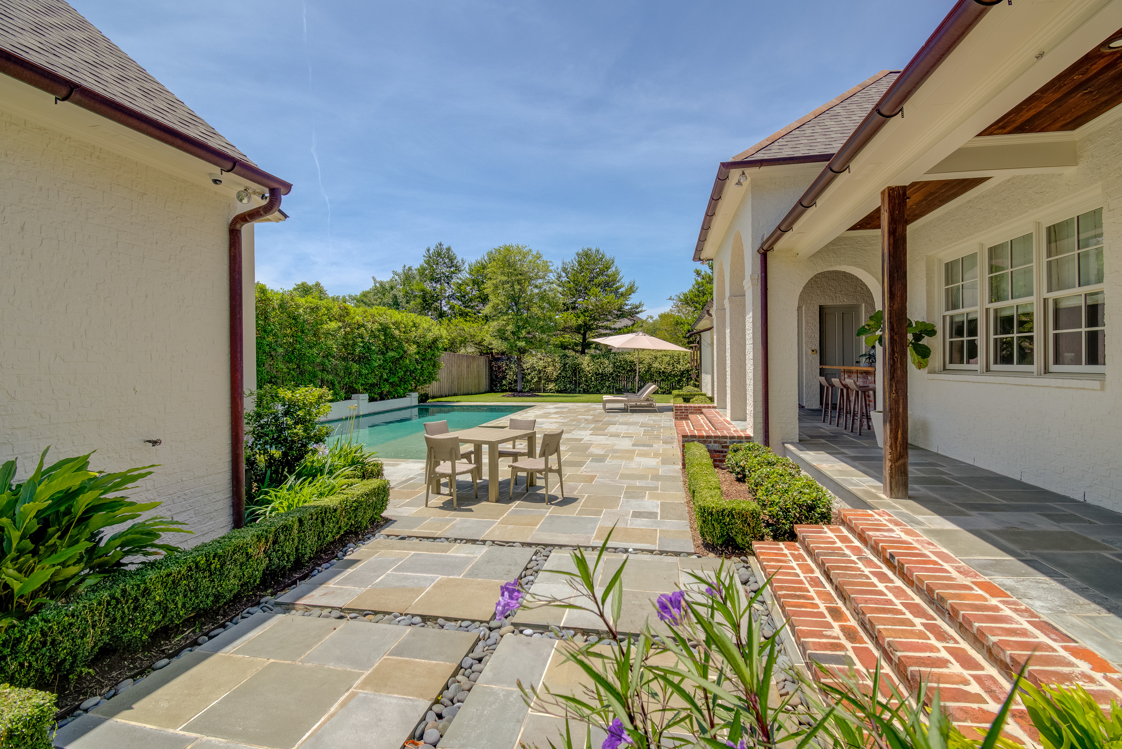 Oak Estates Lane Patio/Pool