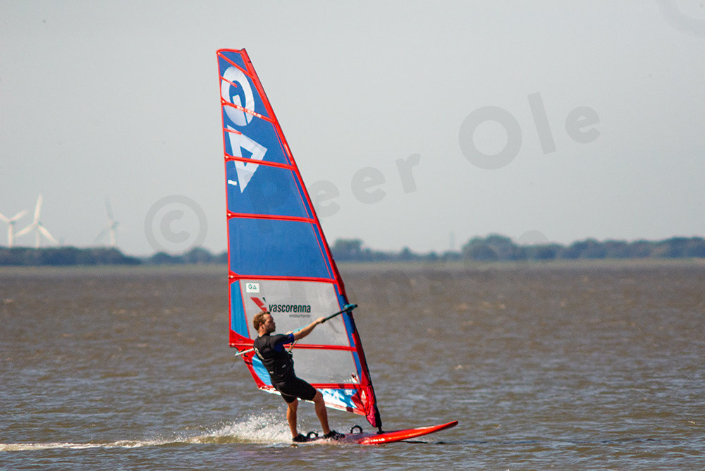 Surfer 07