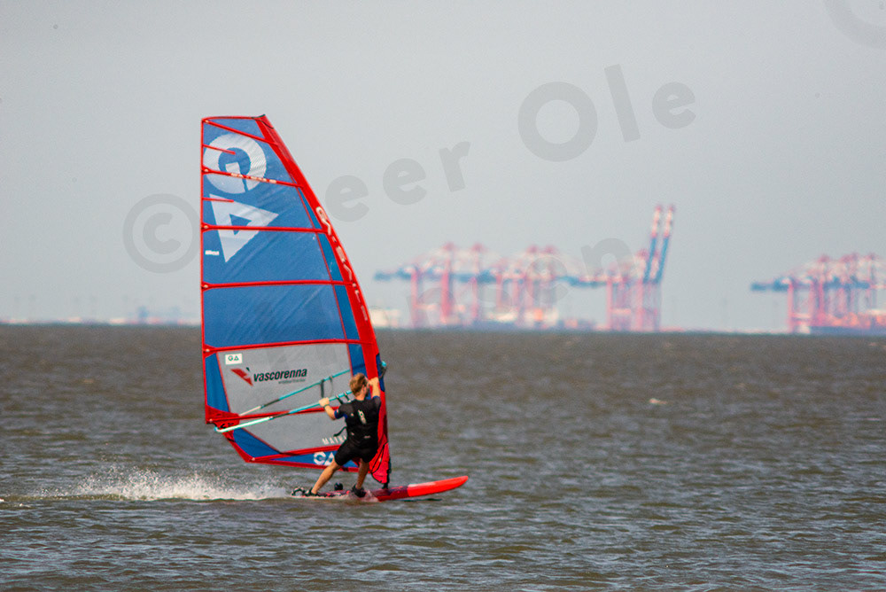 Surfer 11