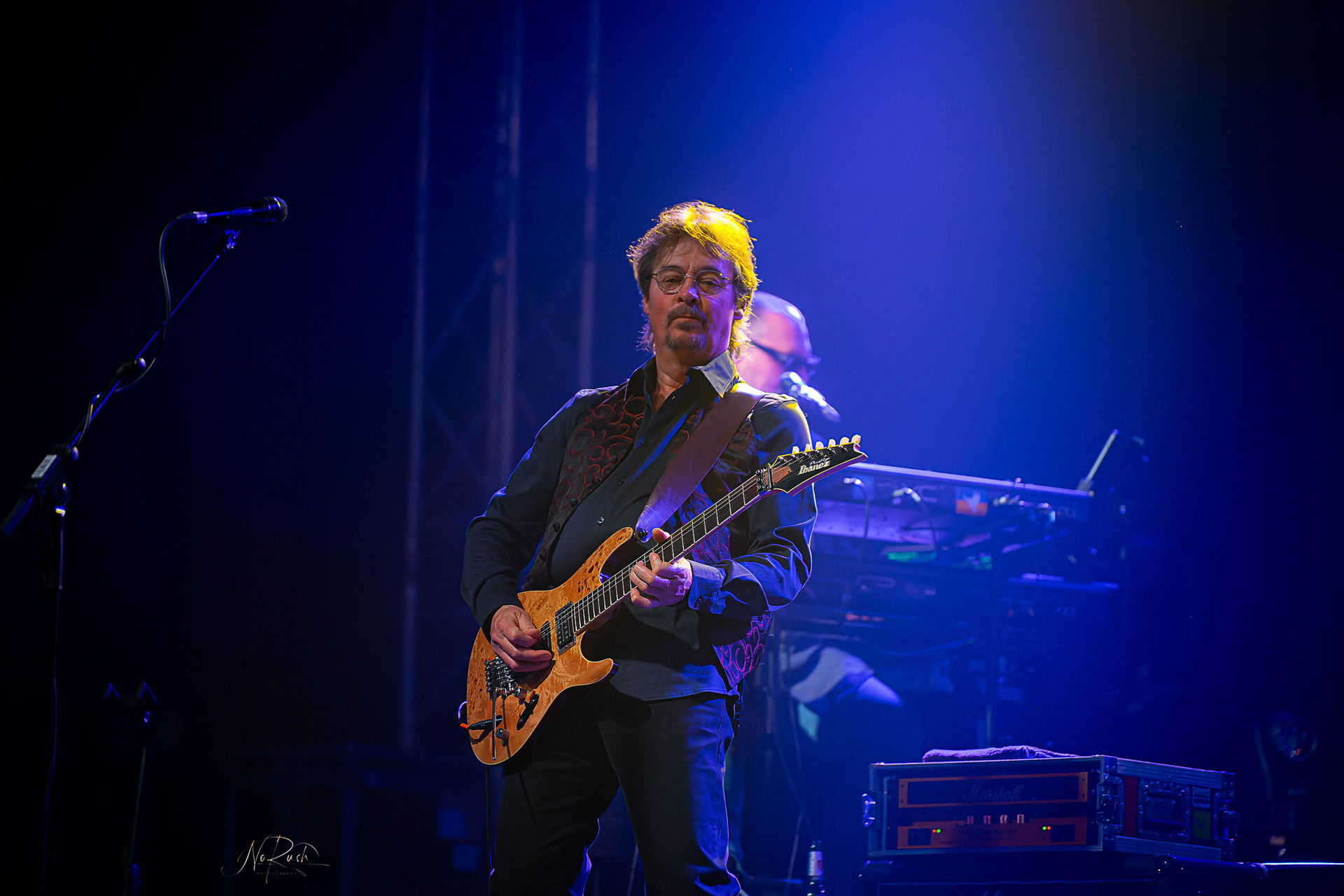 Barclay James Harvest feat. Les Holroyd