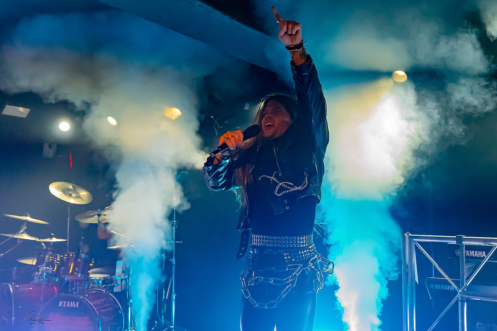 H.E.A.T - Groovestation DD 21