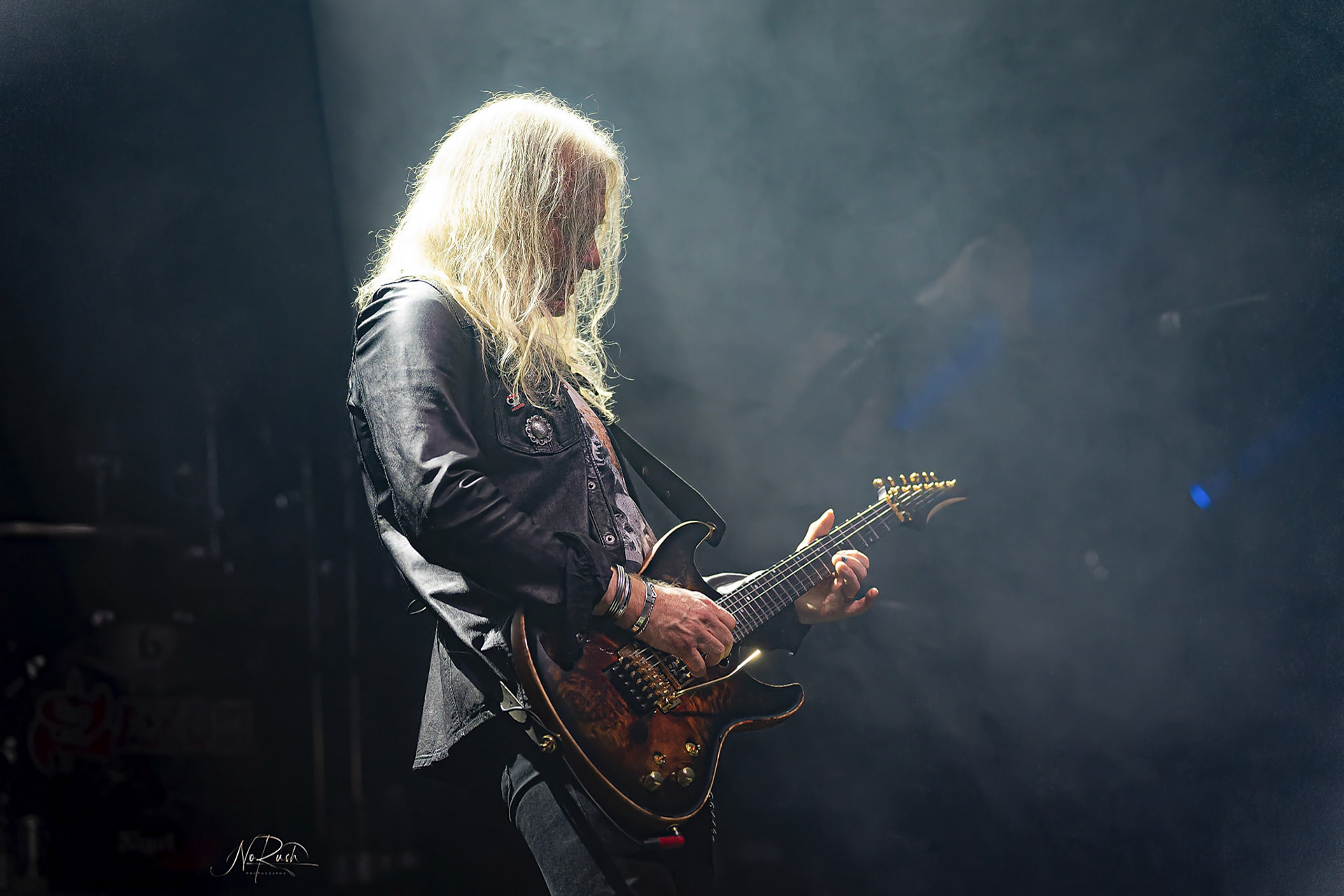 Saxon 25