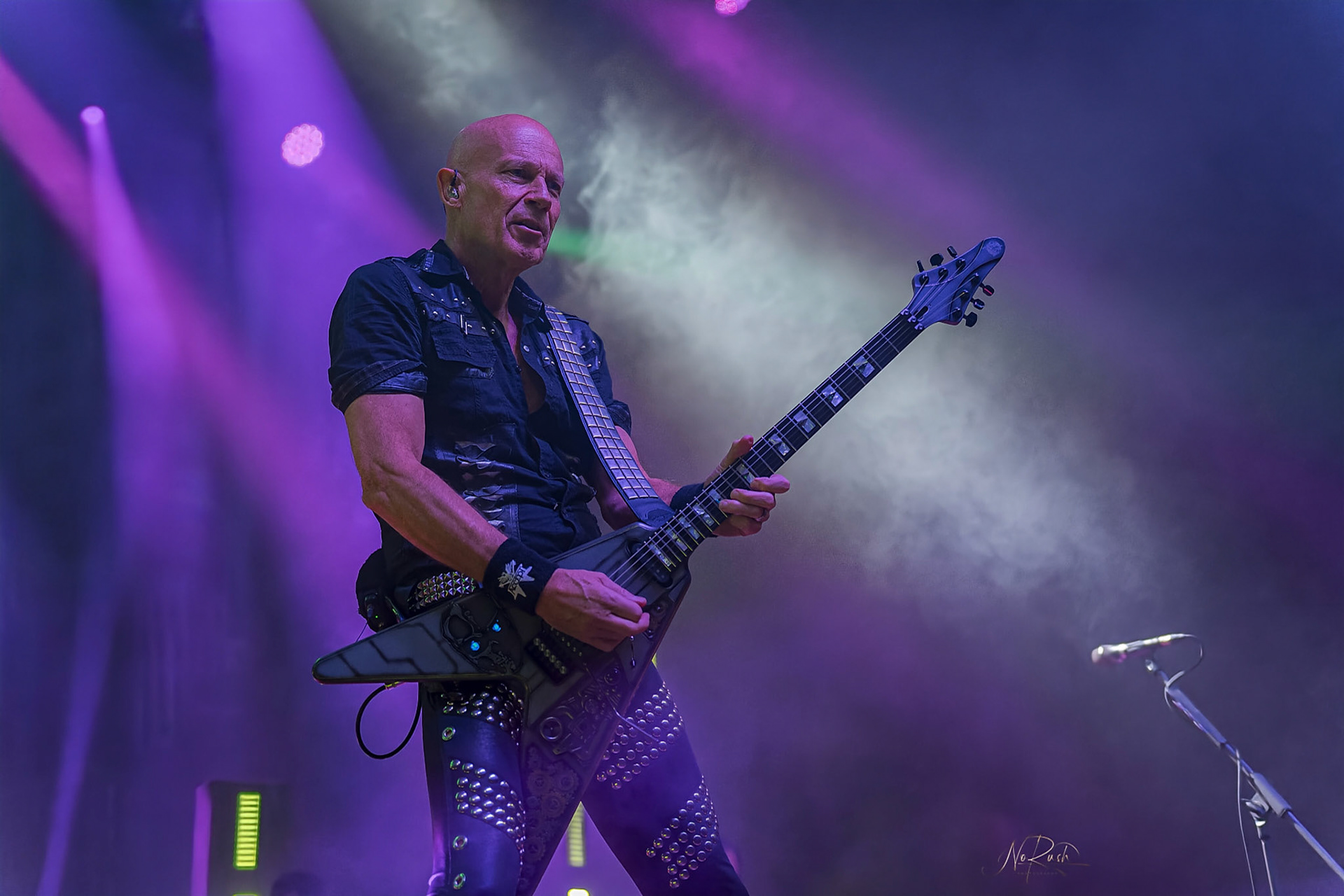 Accept - Humanoid 23