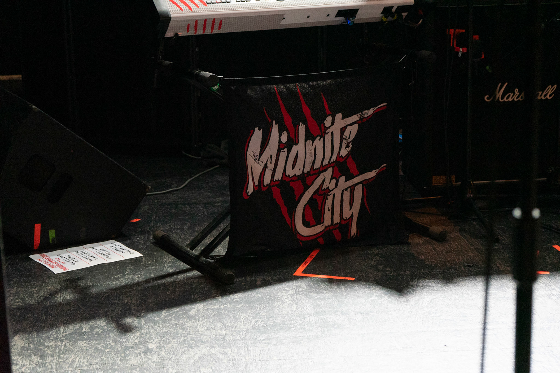 Midnite City 003