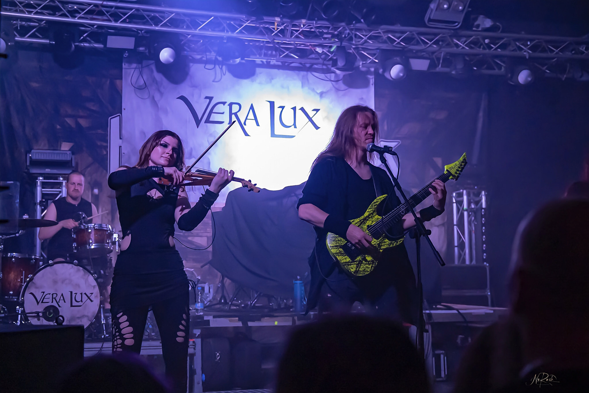Vera Lux 21