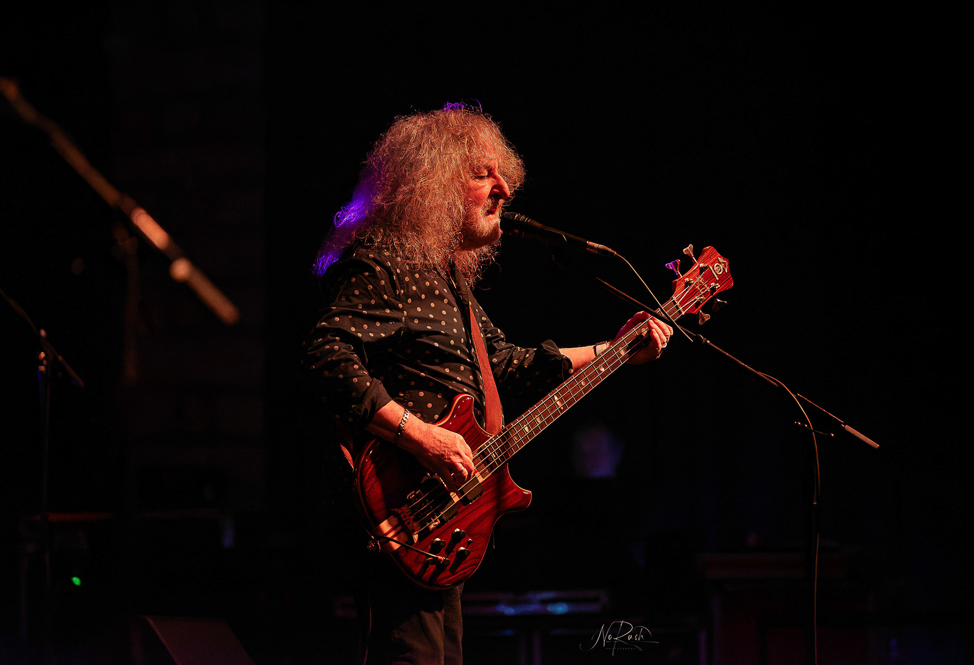 Barclay James Harvest feat. Les Holroyd