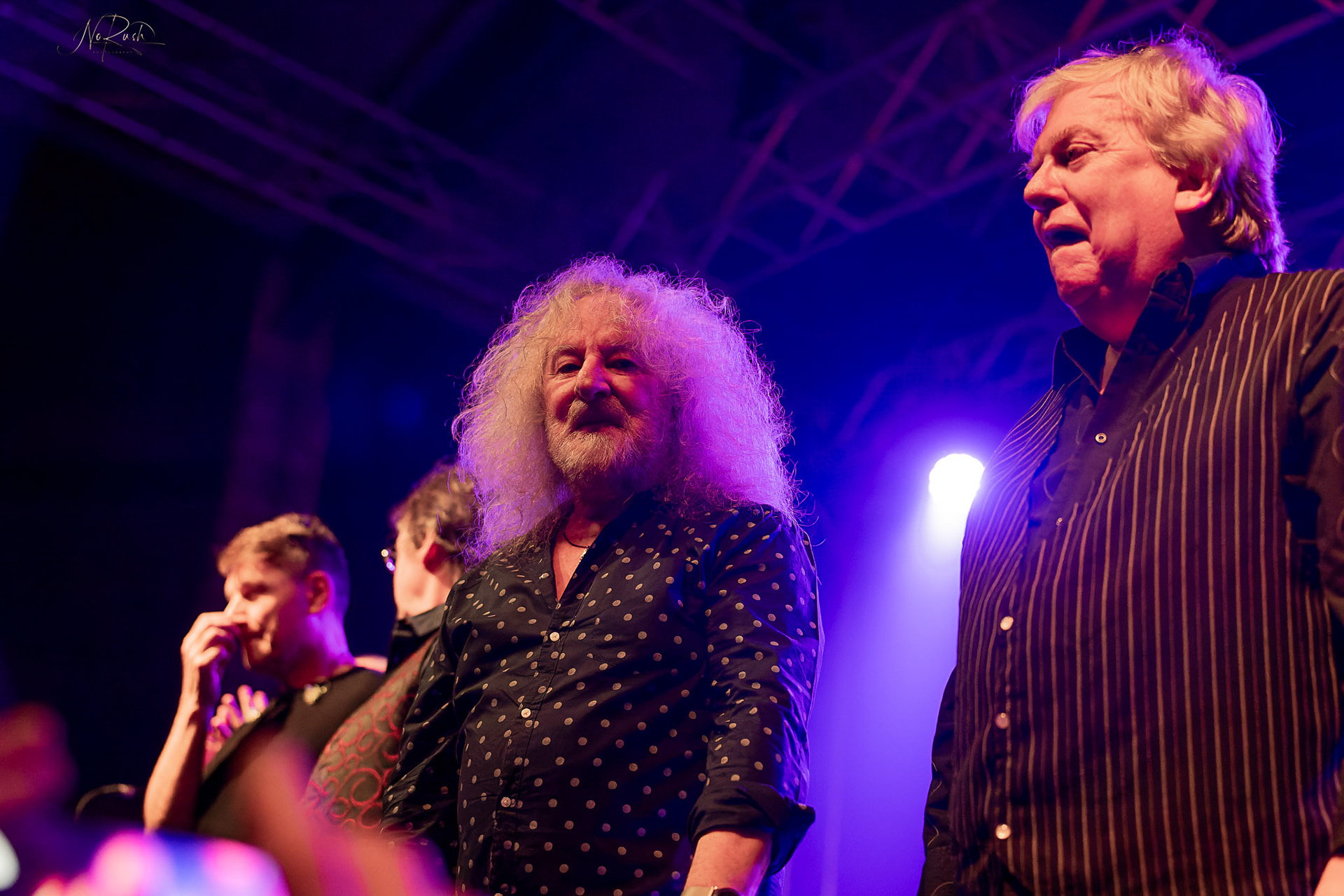 Barclay James Harvest feat. Les Holroyd