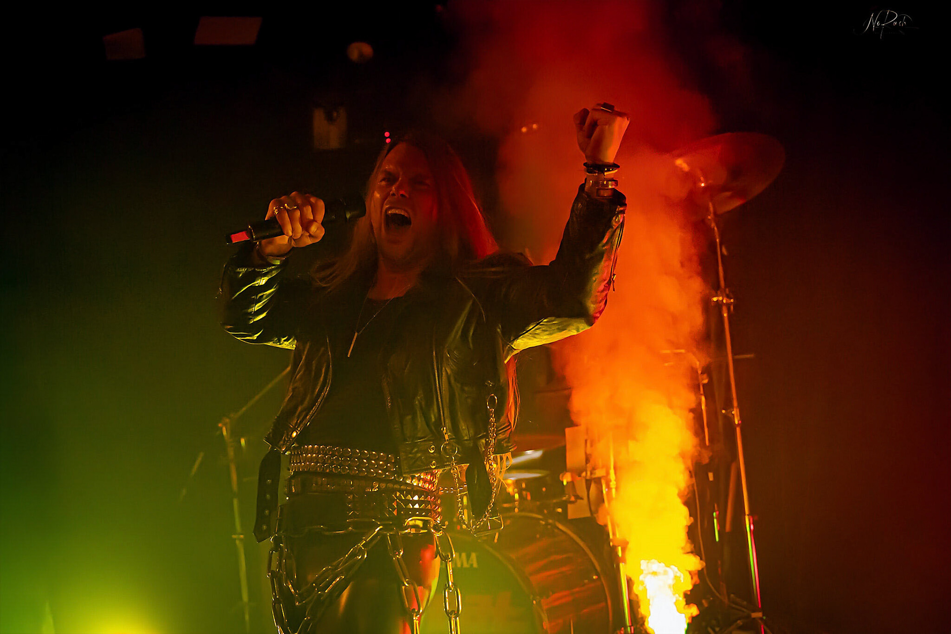 H.E.A.T - Groovestation DD 17