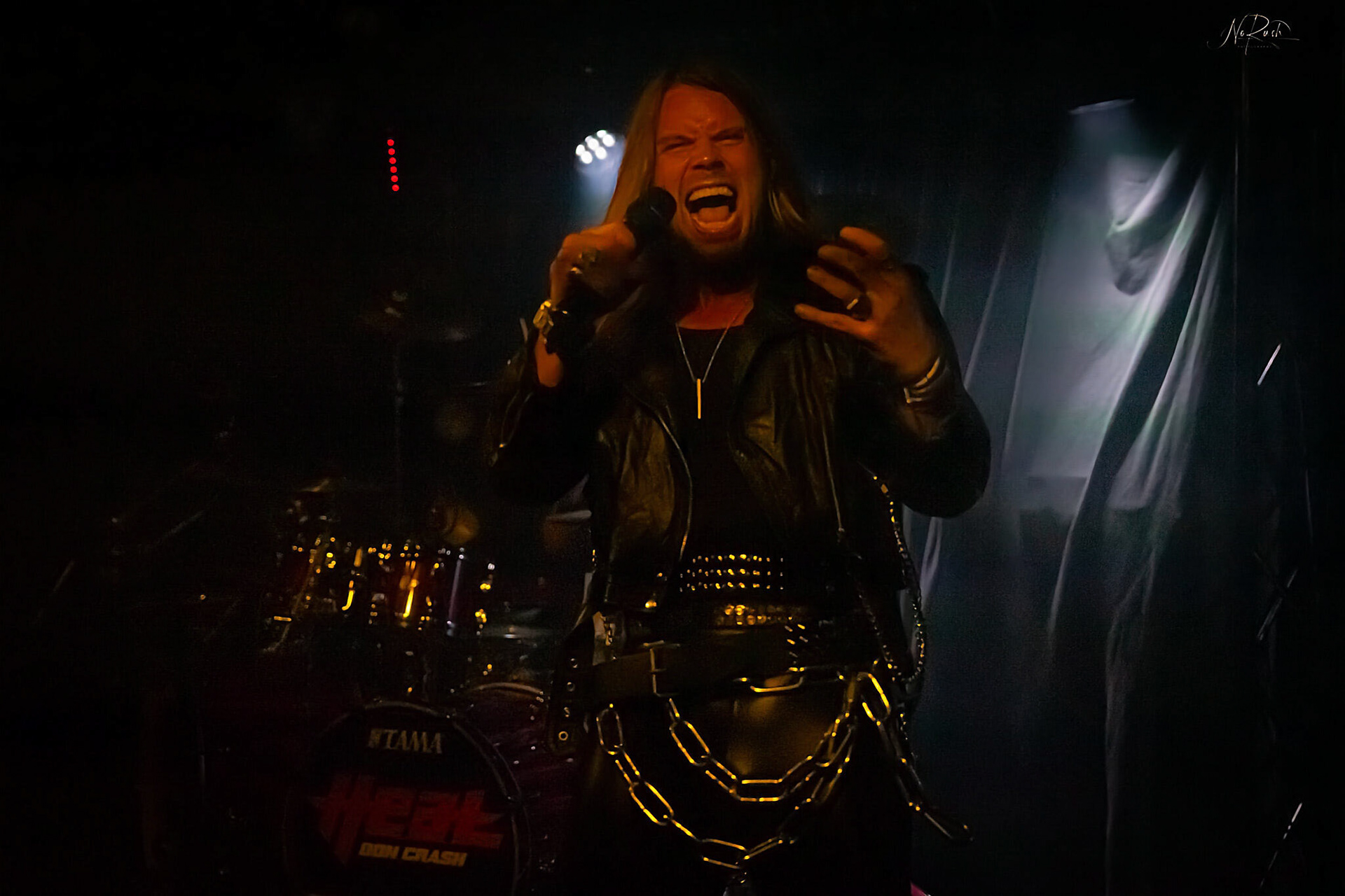 H.E.A.T - Groovestation DD 18