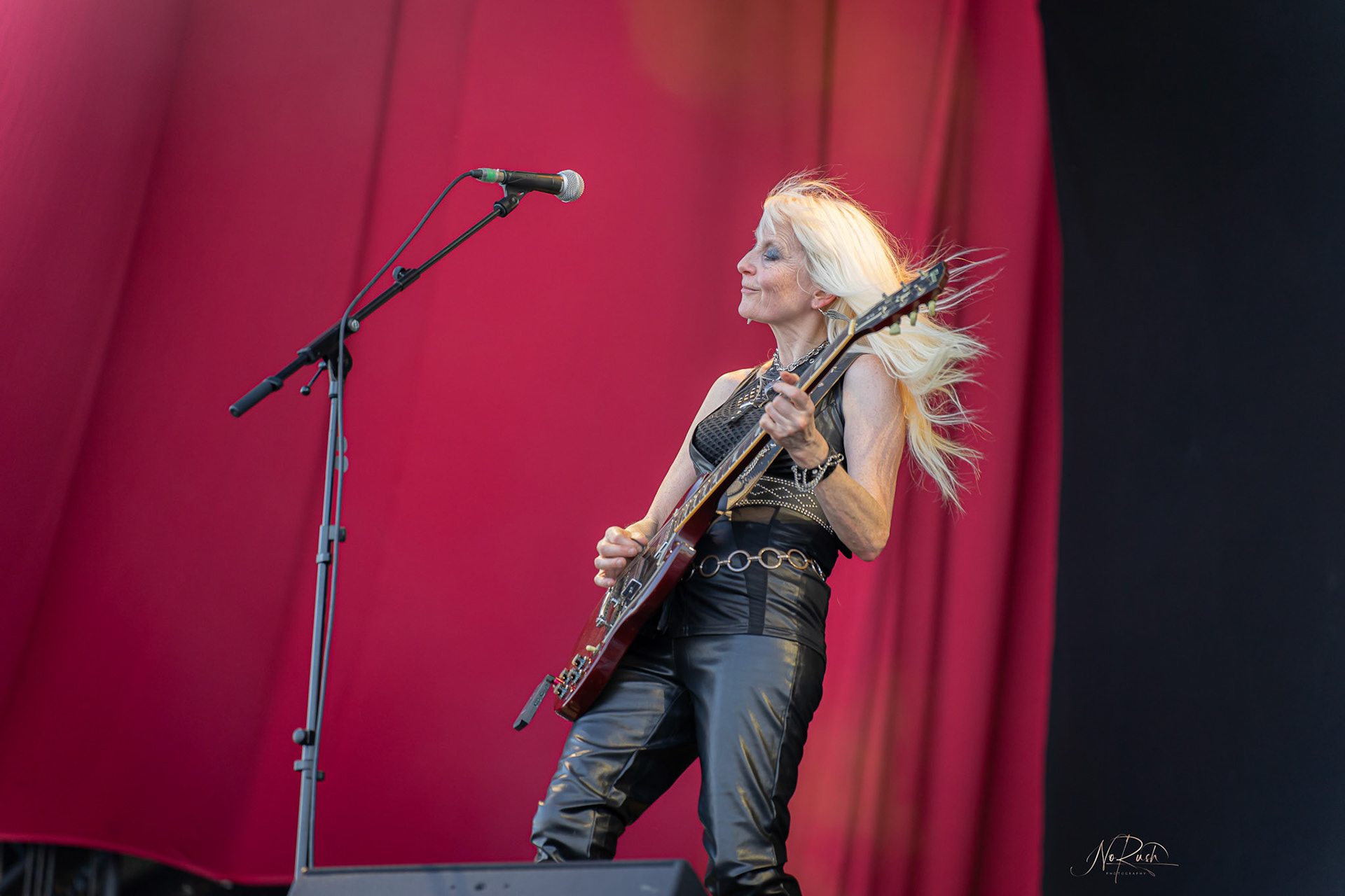 Girlschool_41