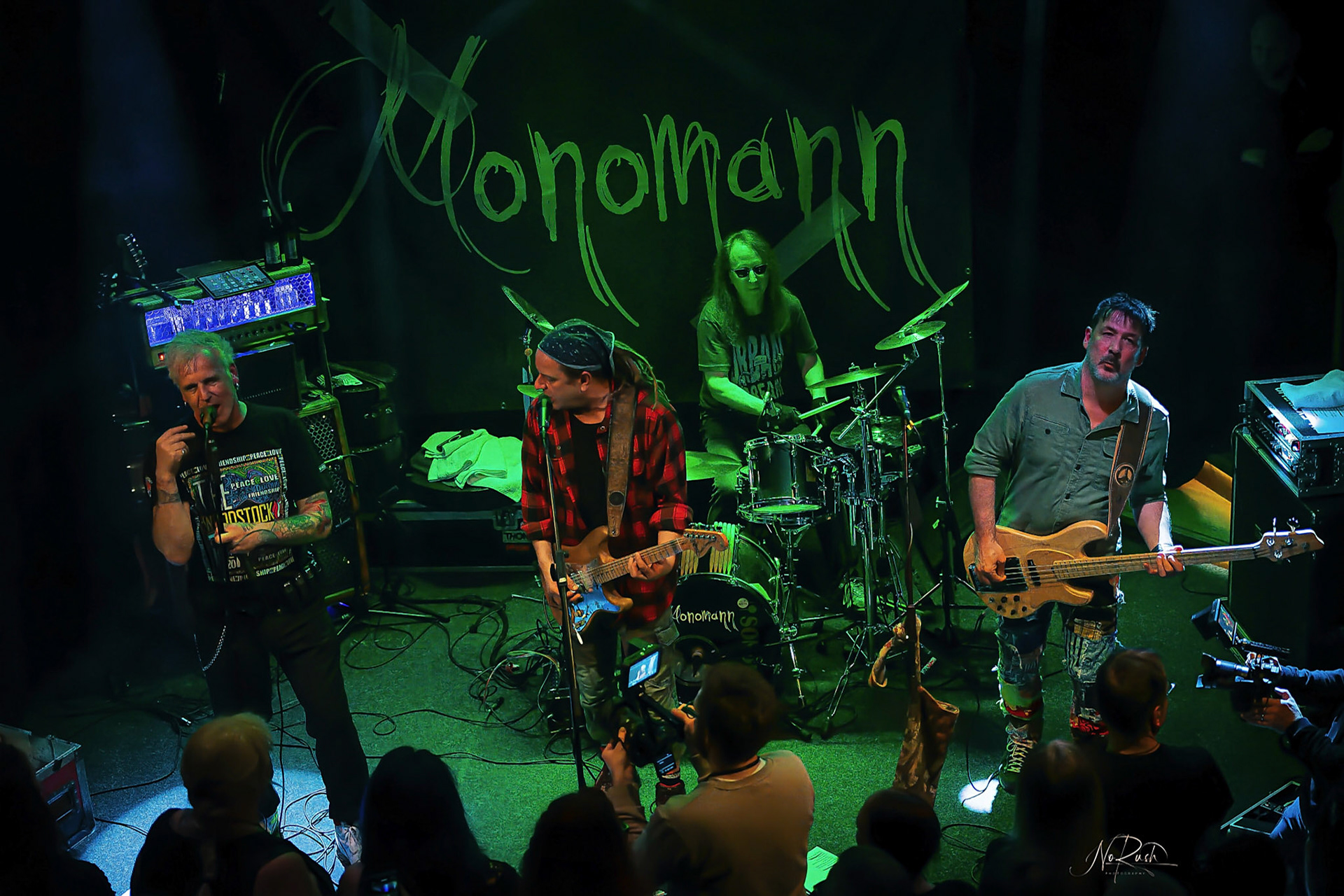 Monomann 4