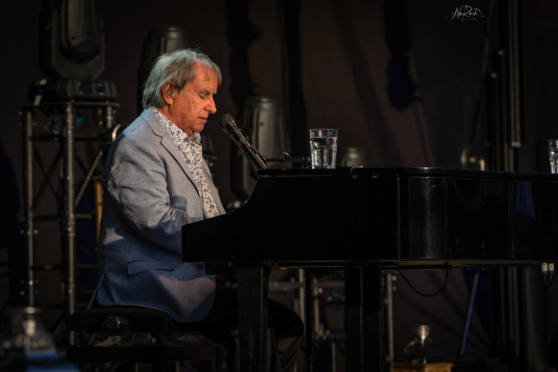 Chris de Burgh 8