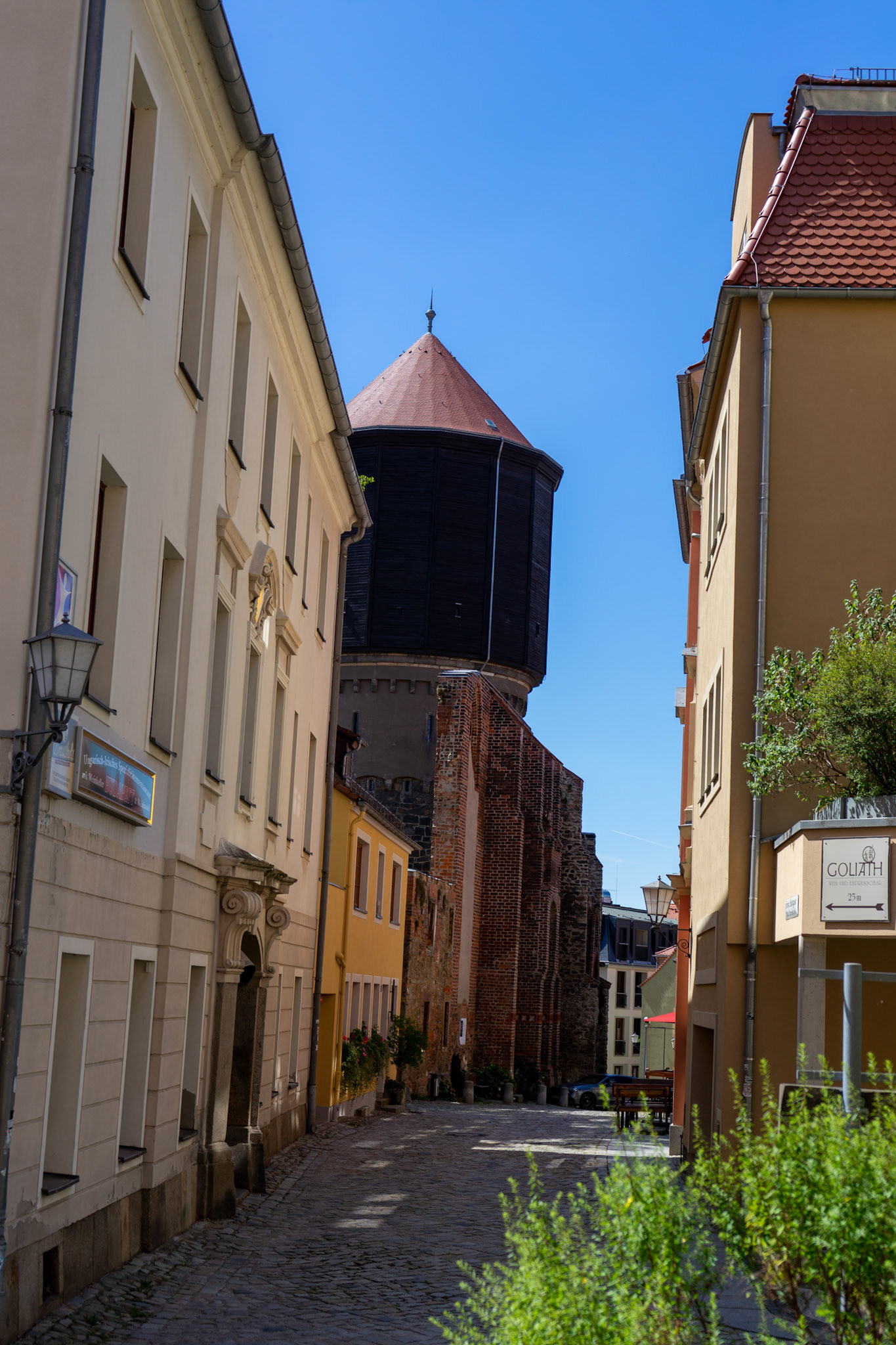 Weg zum Wasserturm