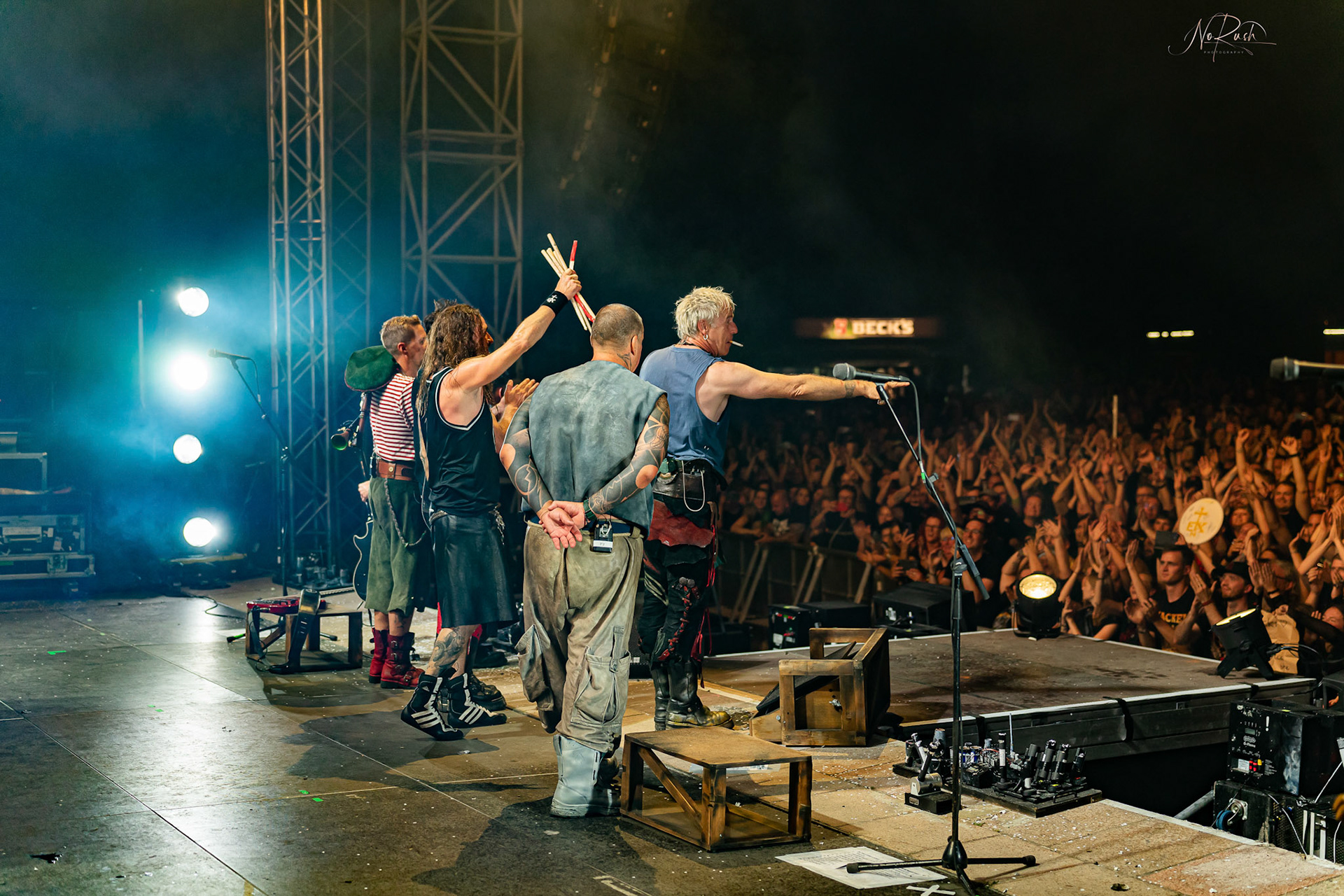 In Extremo 73