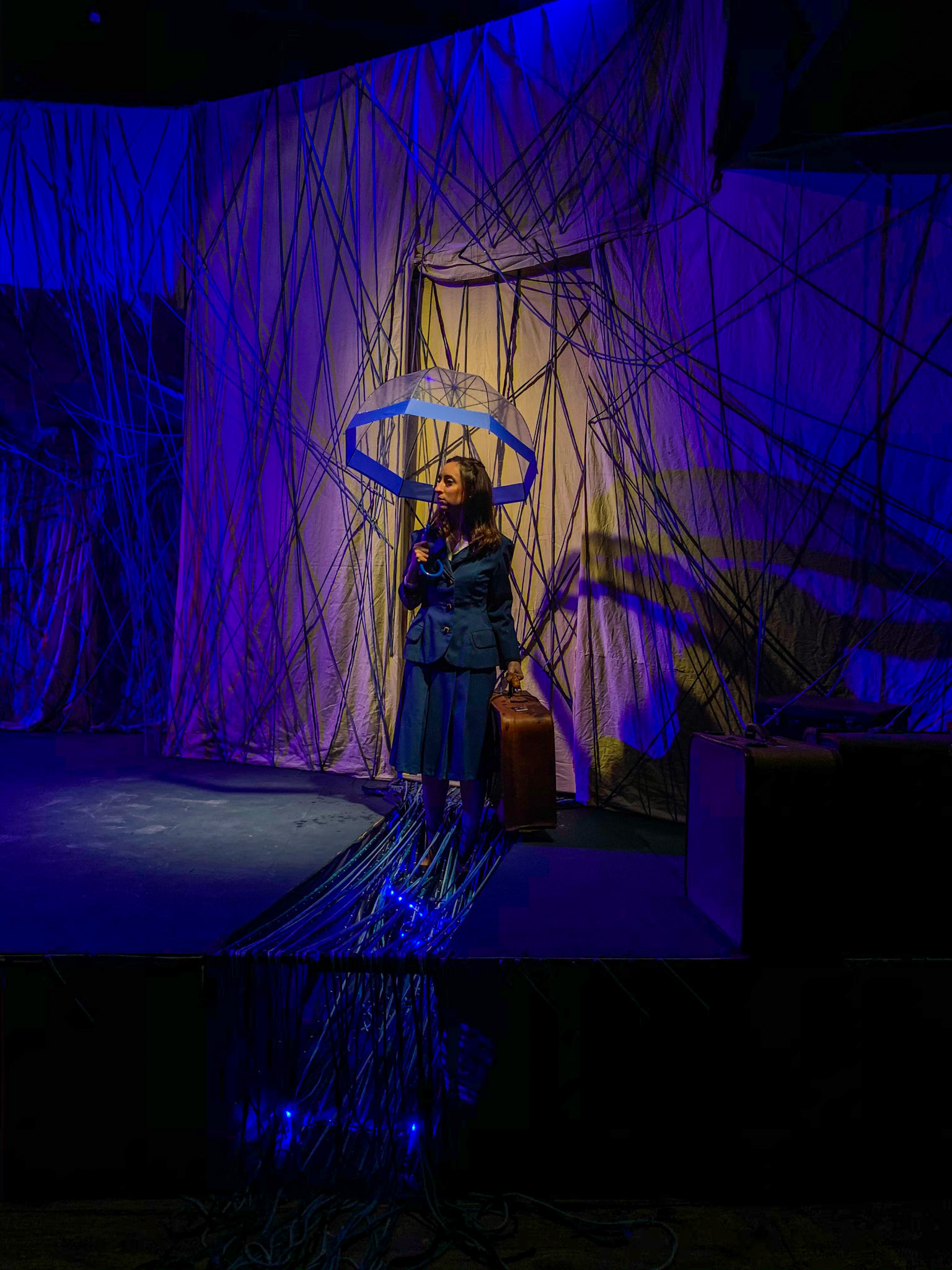 UMBRELLA AND SUITCASE