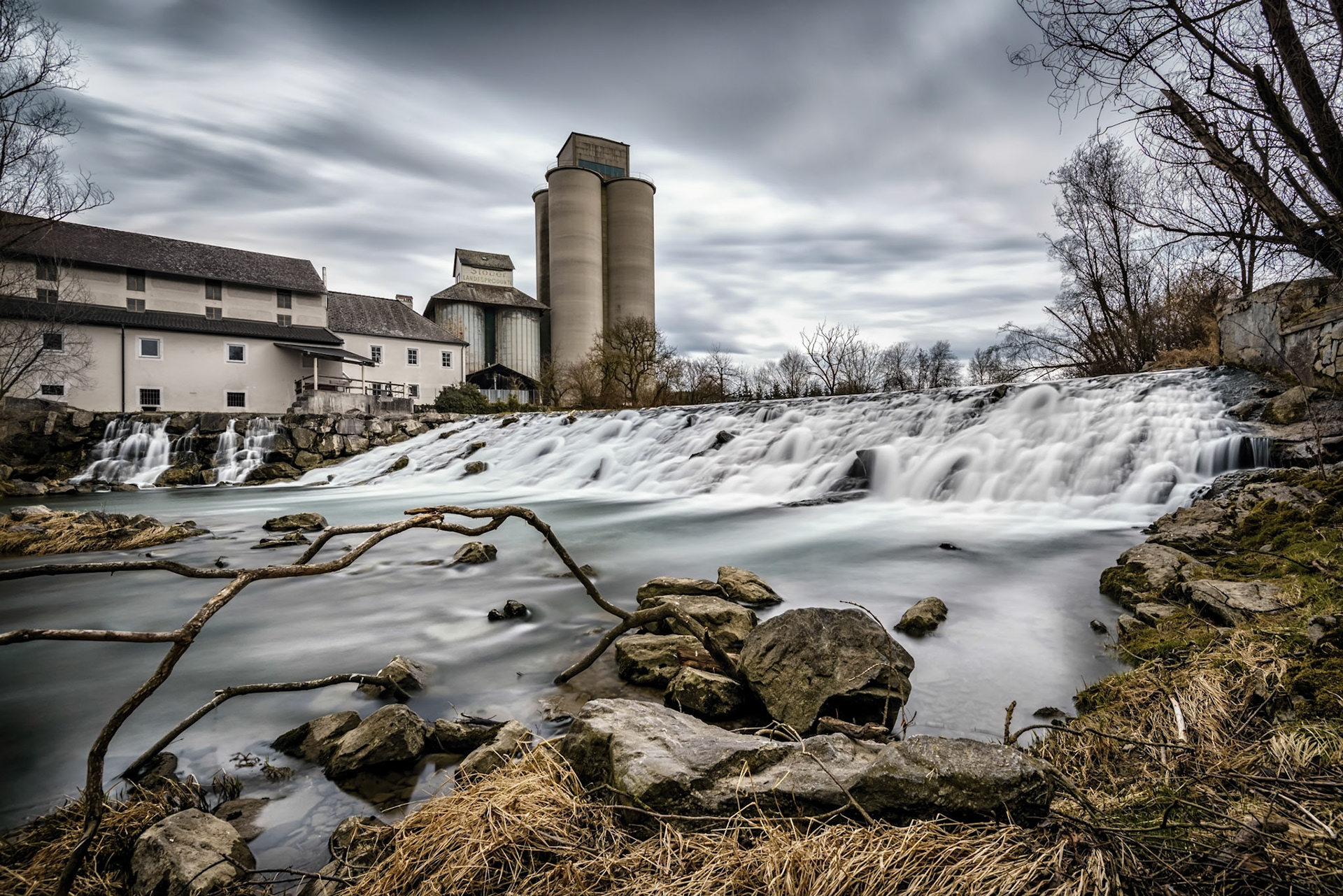 ... am rauschenden Bach