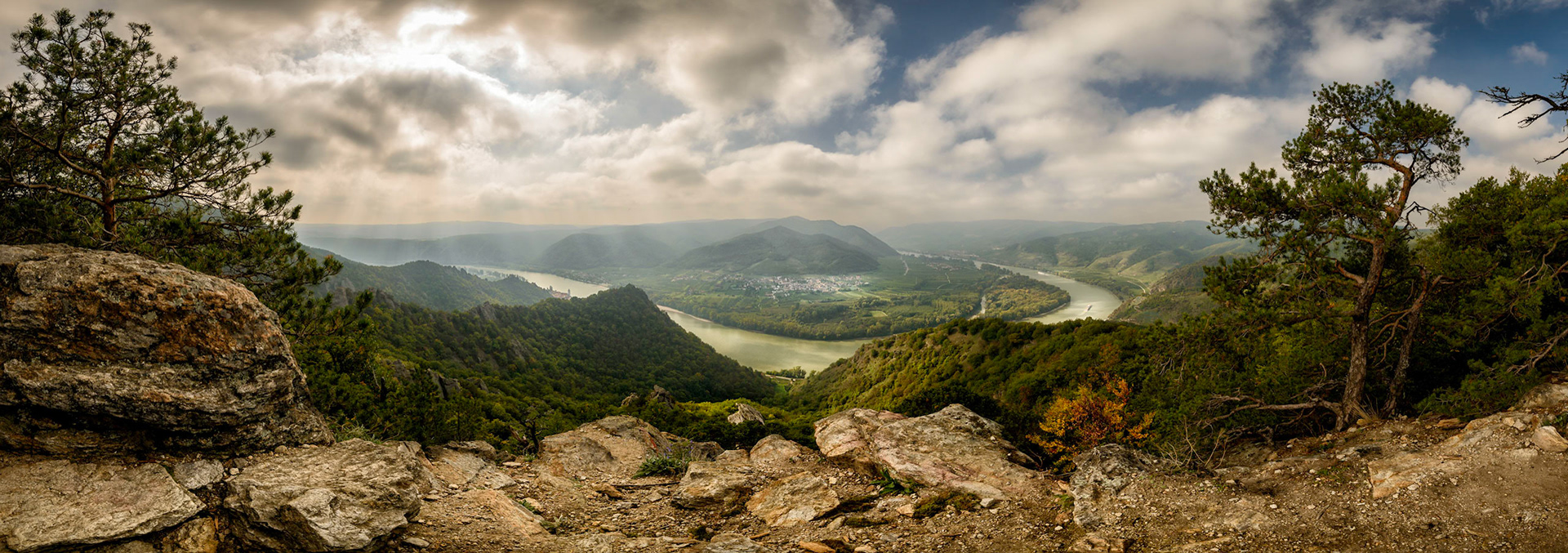 Blick auf Rossatz und Dürnstein